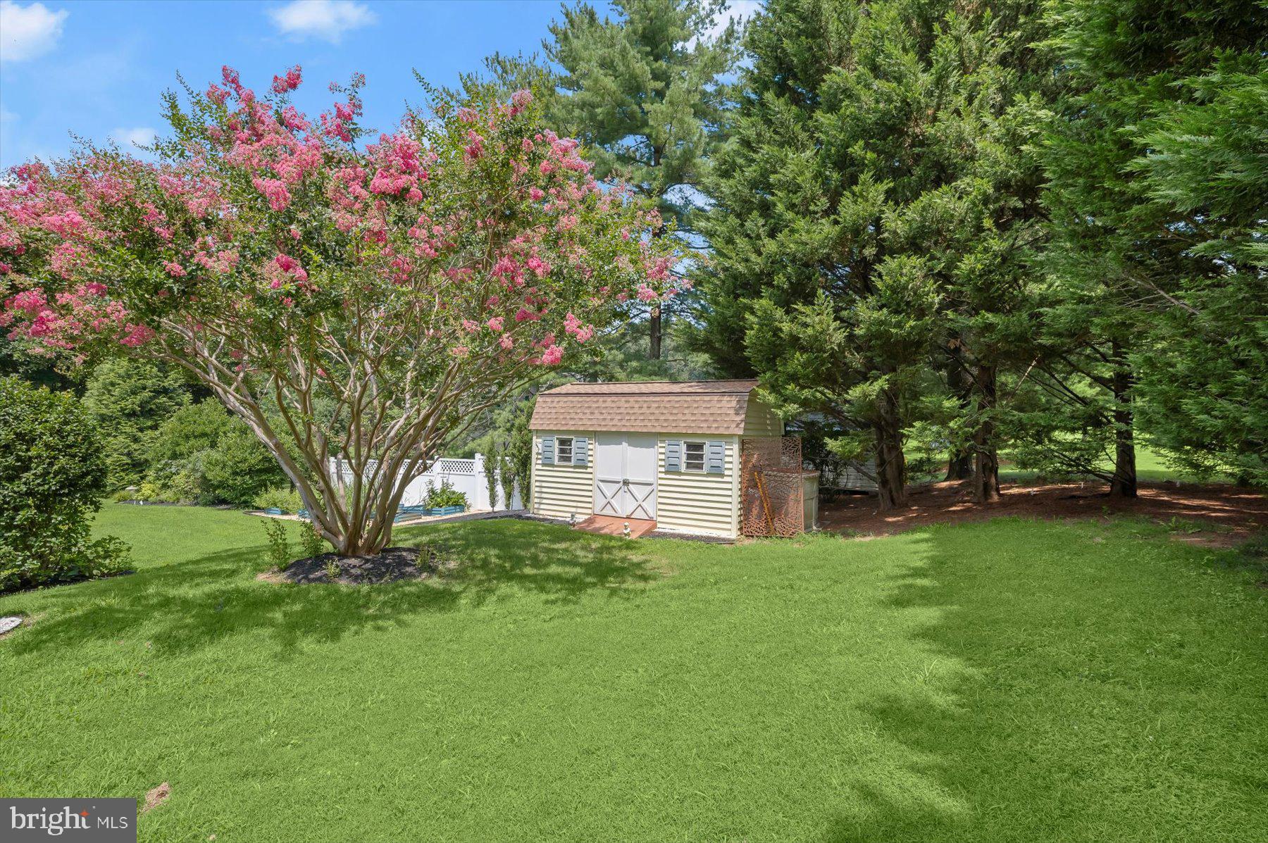 BRANTLY - Residential