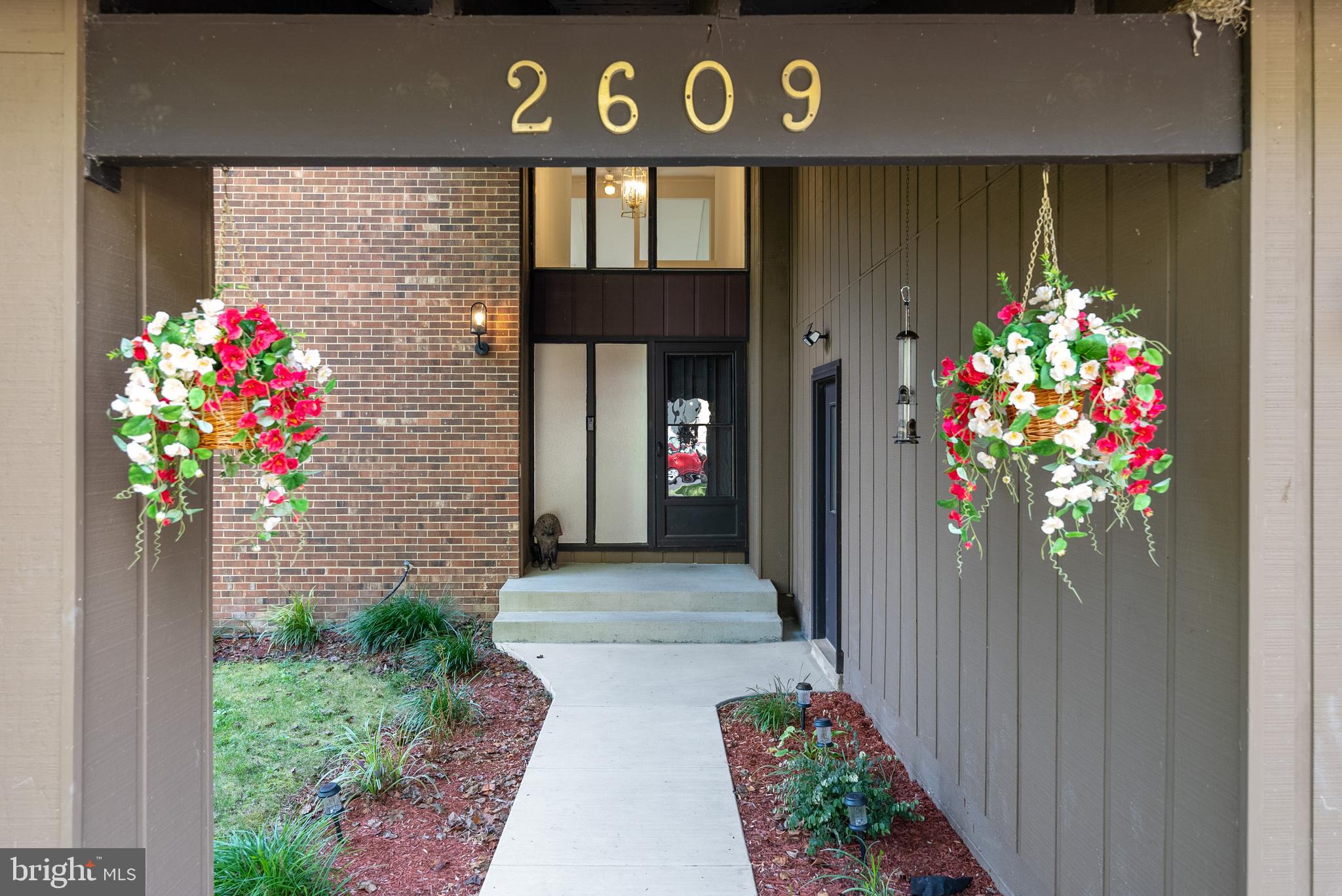 2609 WOODFERN COURT