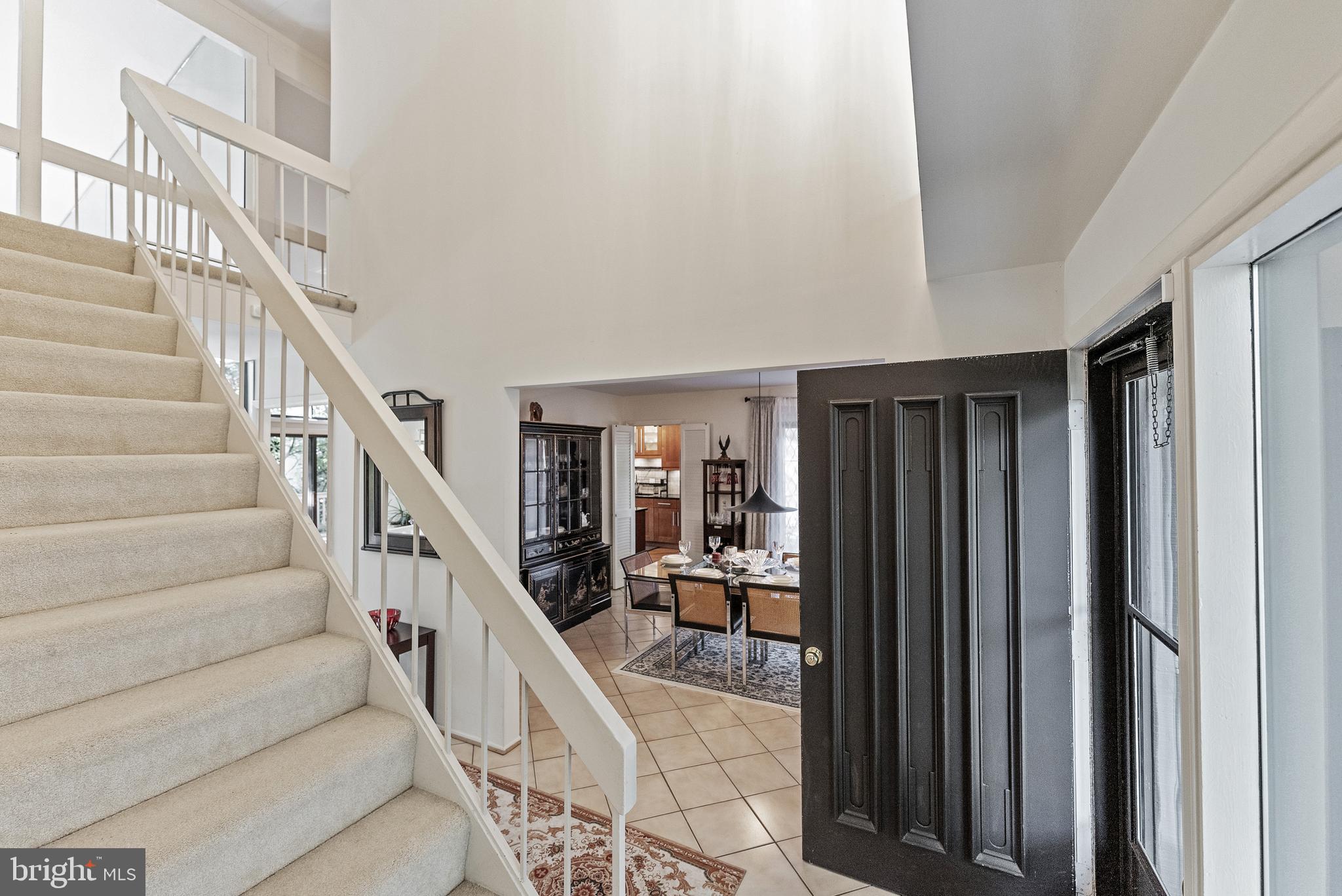 2609 WOODFERN COURT