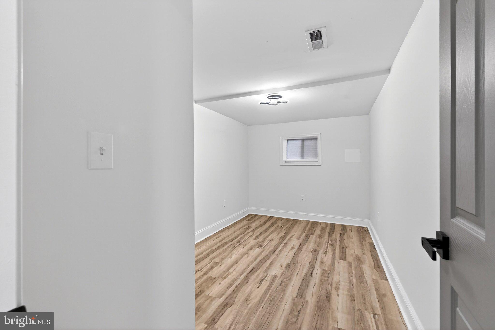 BRIDGEVIEW - GREENLAWN - Residential