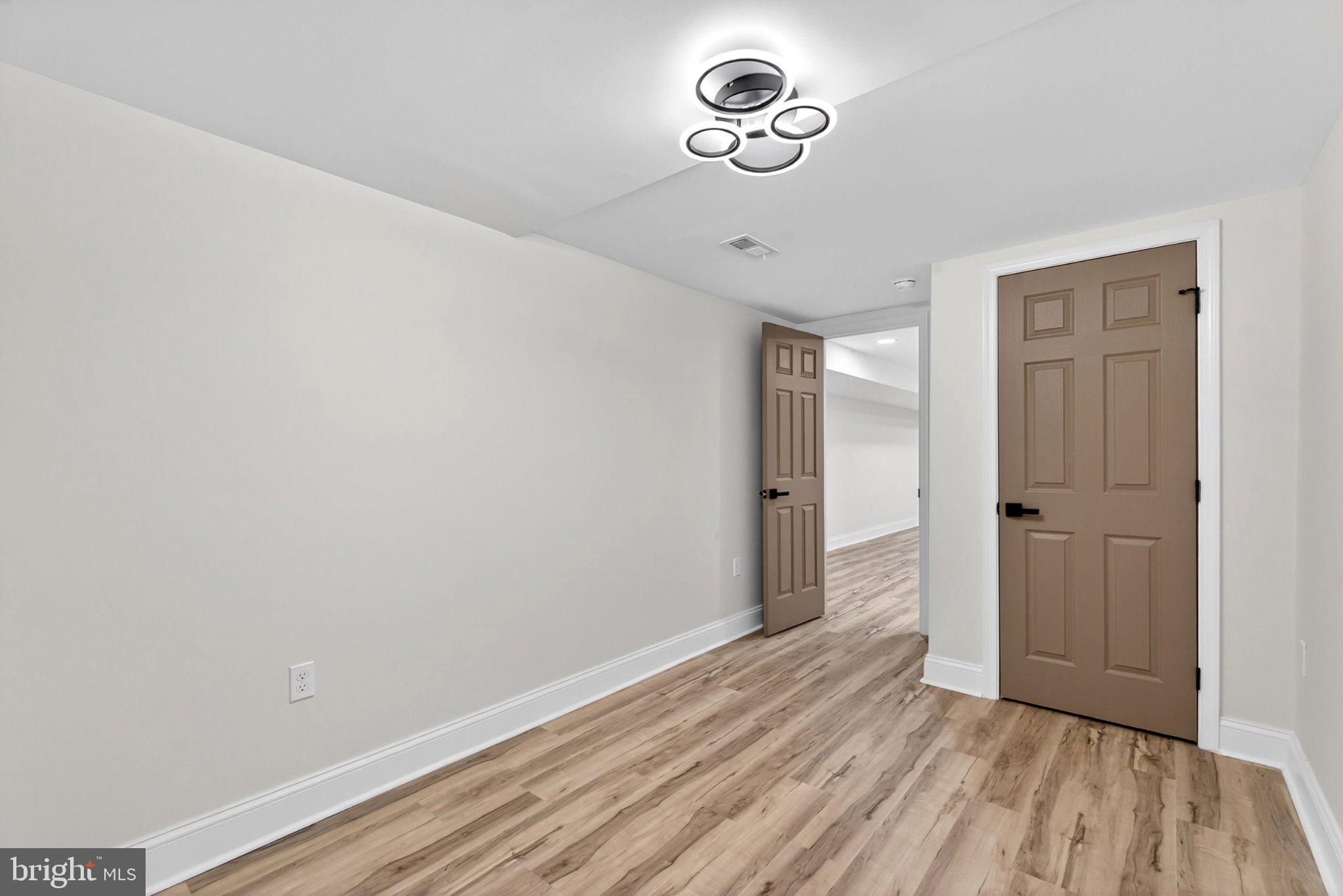 BRIDGEVIEW - GREENLAWN - Residential