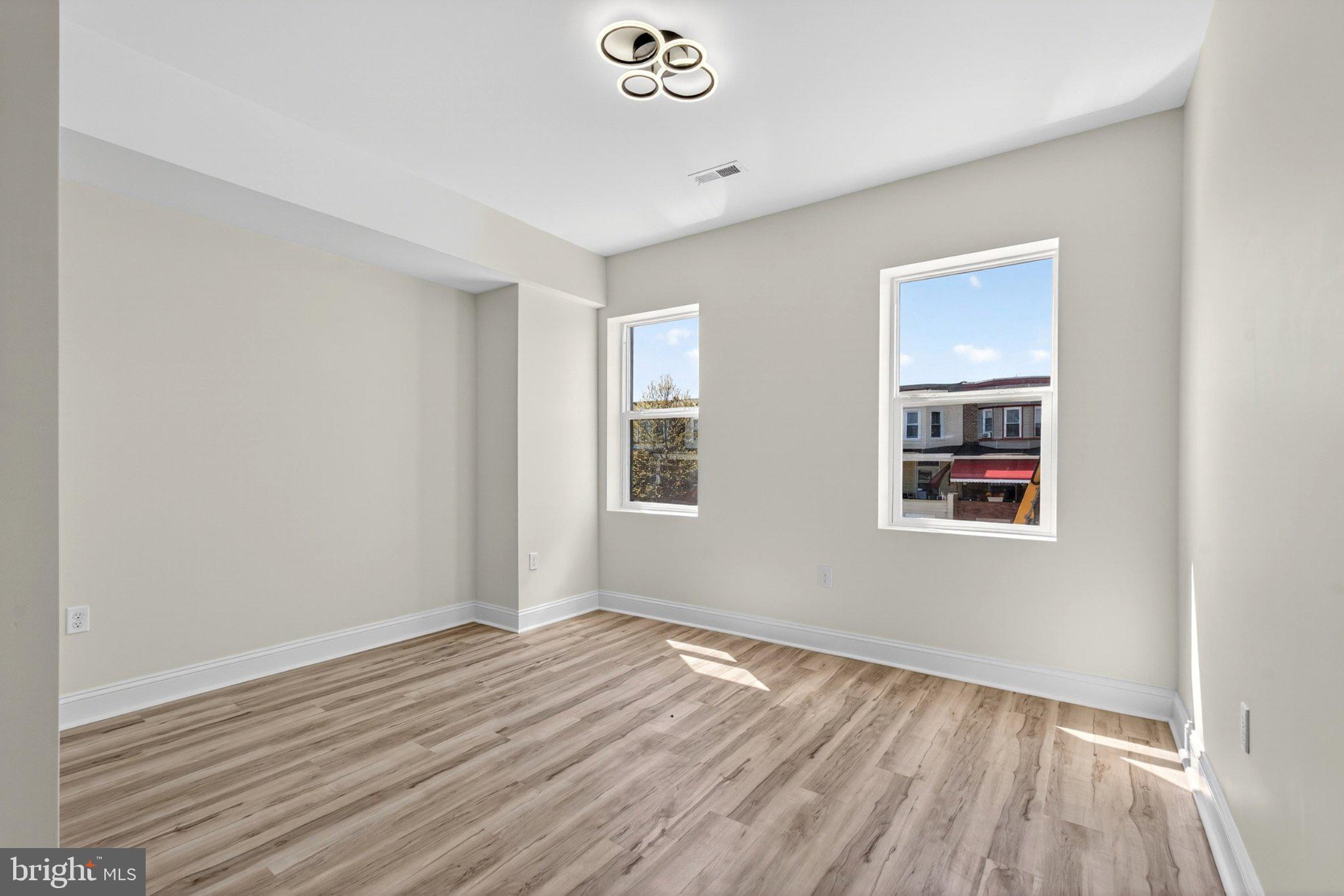 BRIDGEVIEW - GREENLAWN - Residential