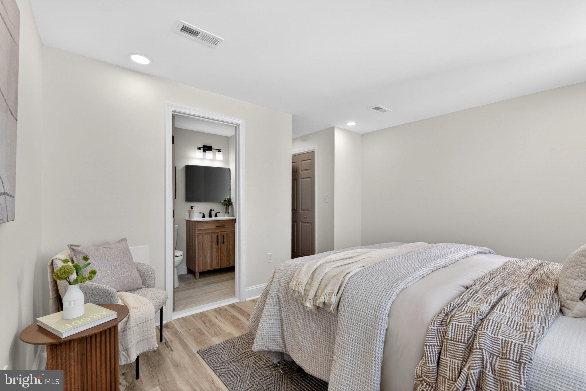 BRIDGEVIEW - GREENLAWN - Residential