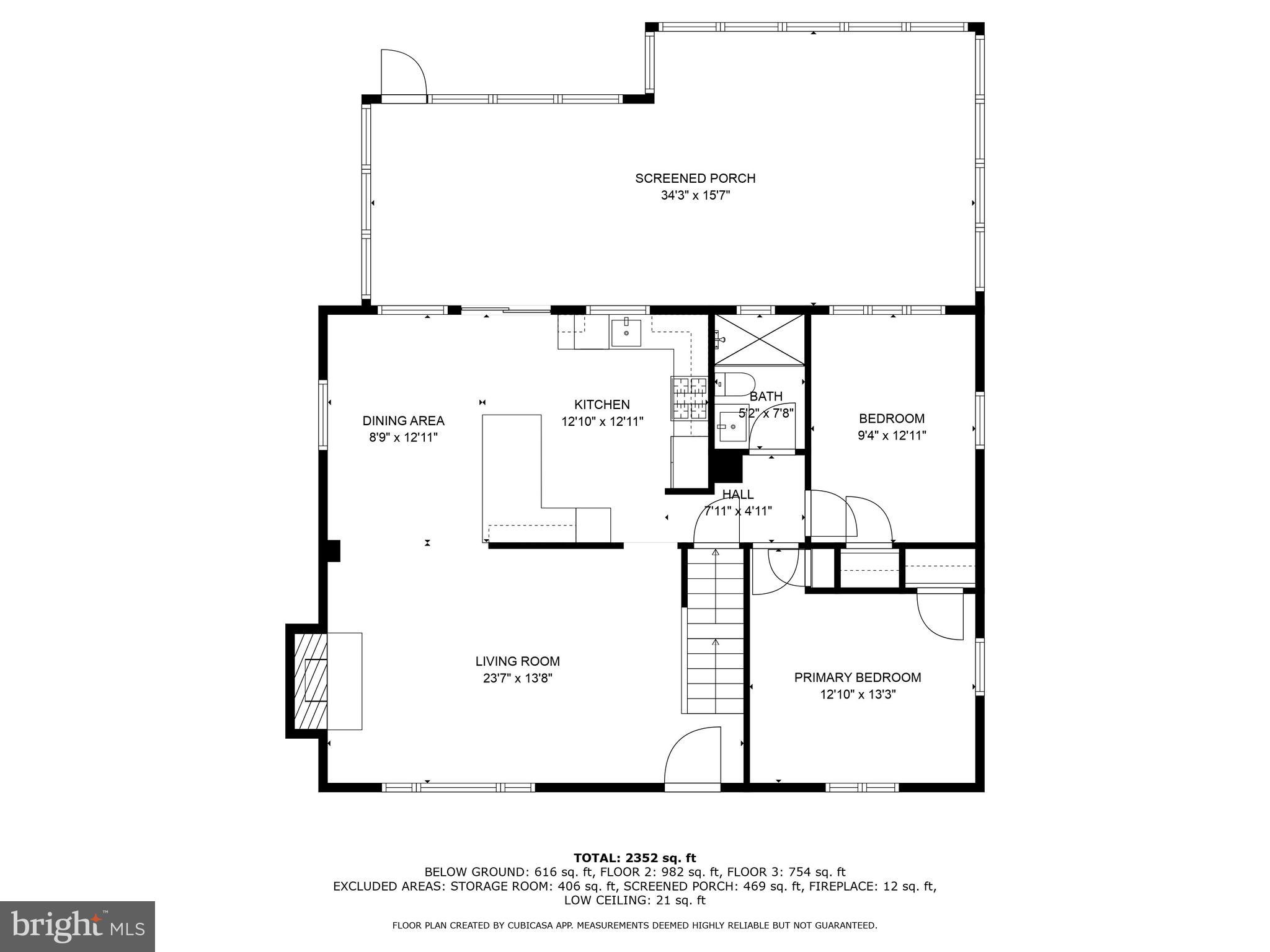 CRESCENT HILLS - Residential