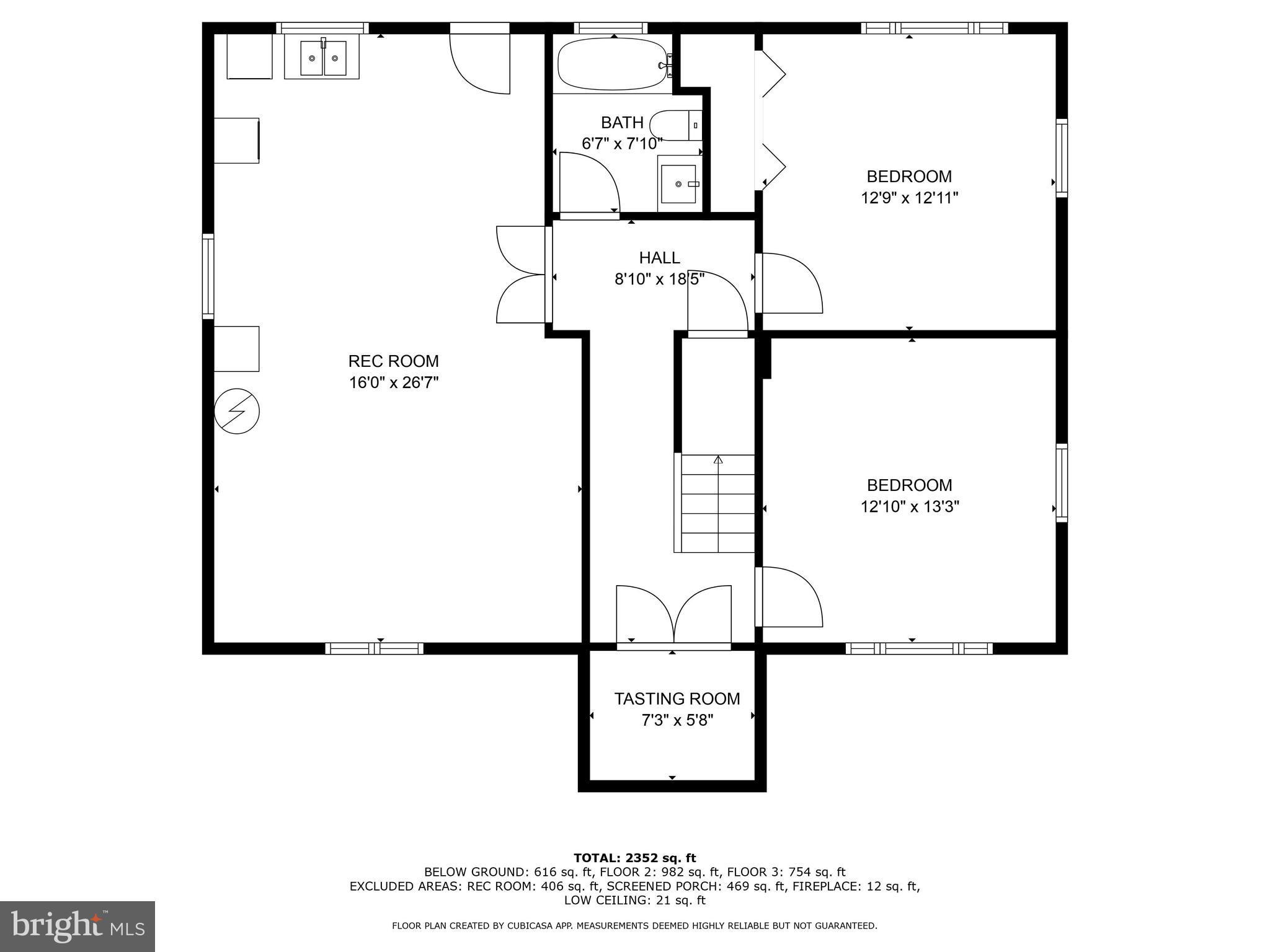CRESCENT HILLS - Residential