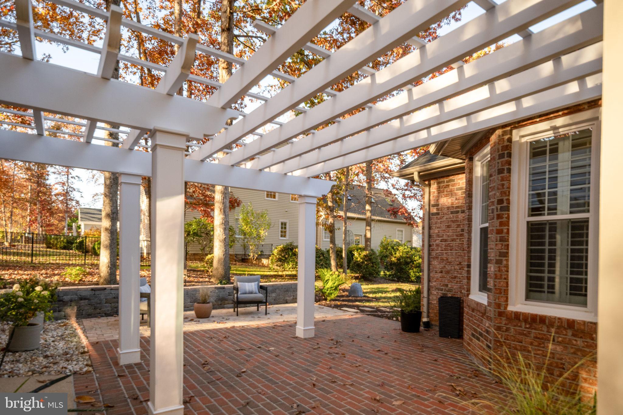 FAWN LAKE - Residential