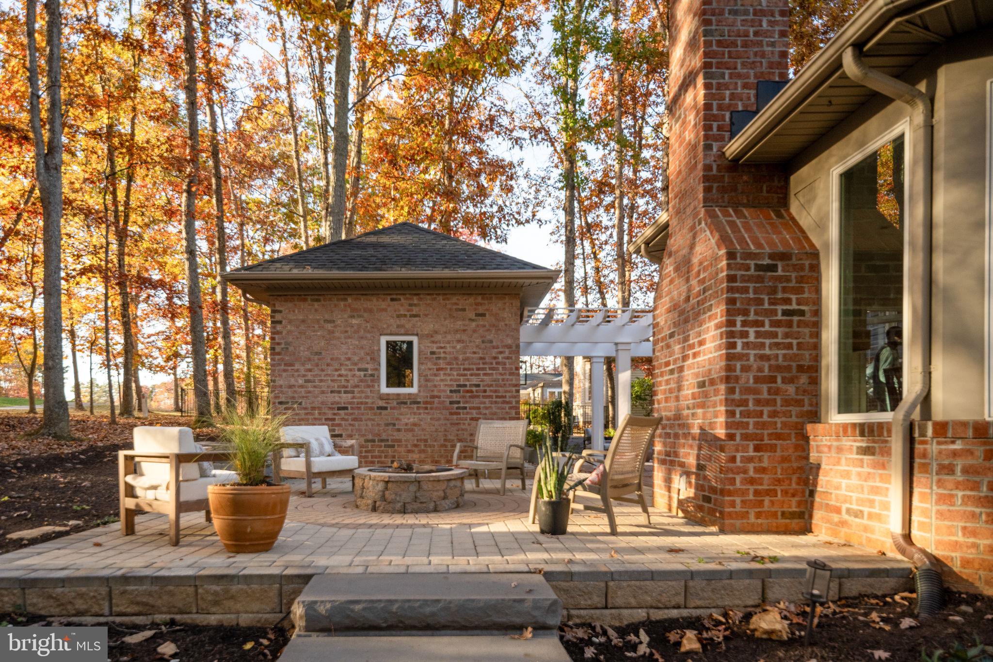 FAWN LAKE - Residential