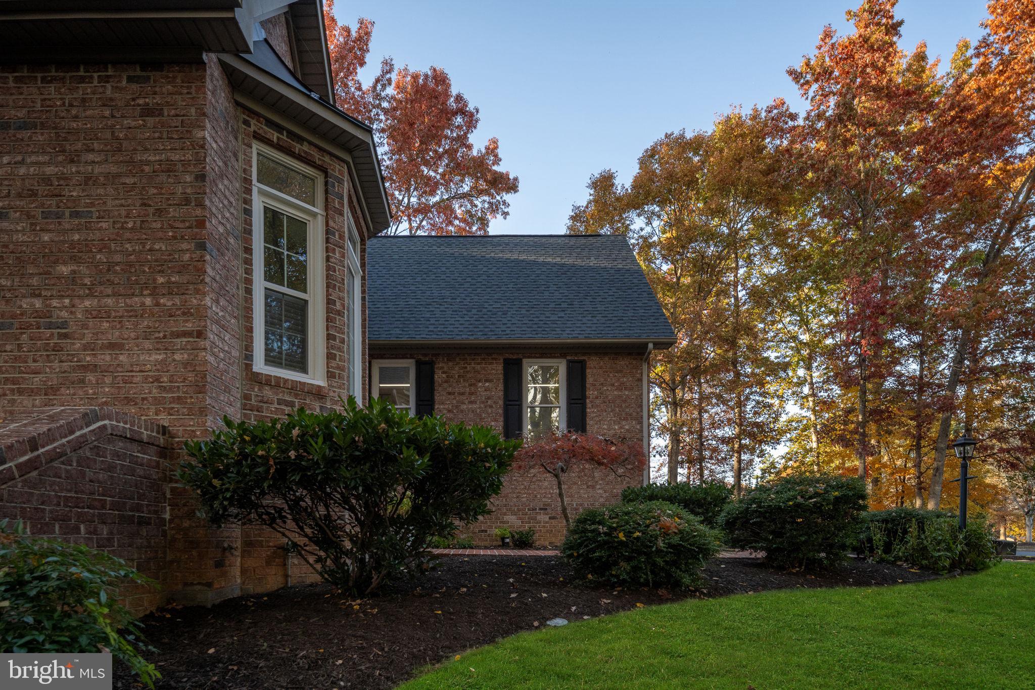 FAWN LAKE - Residential