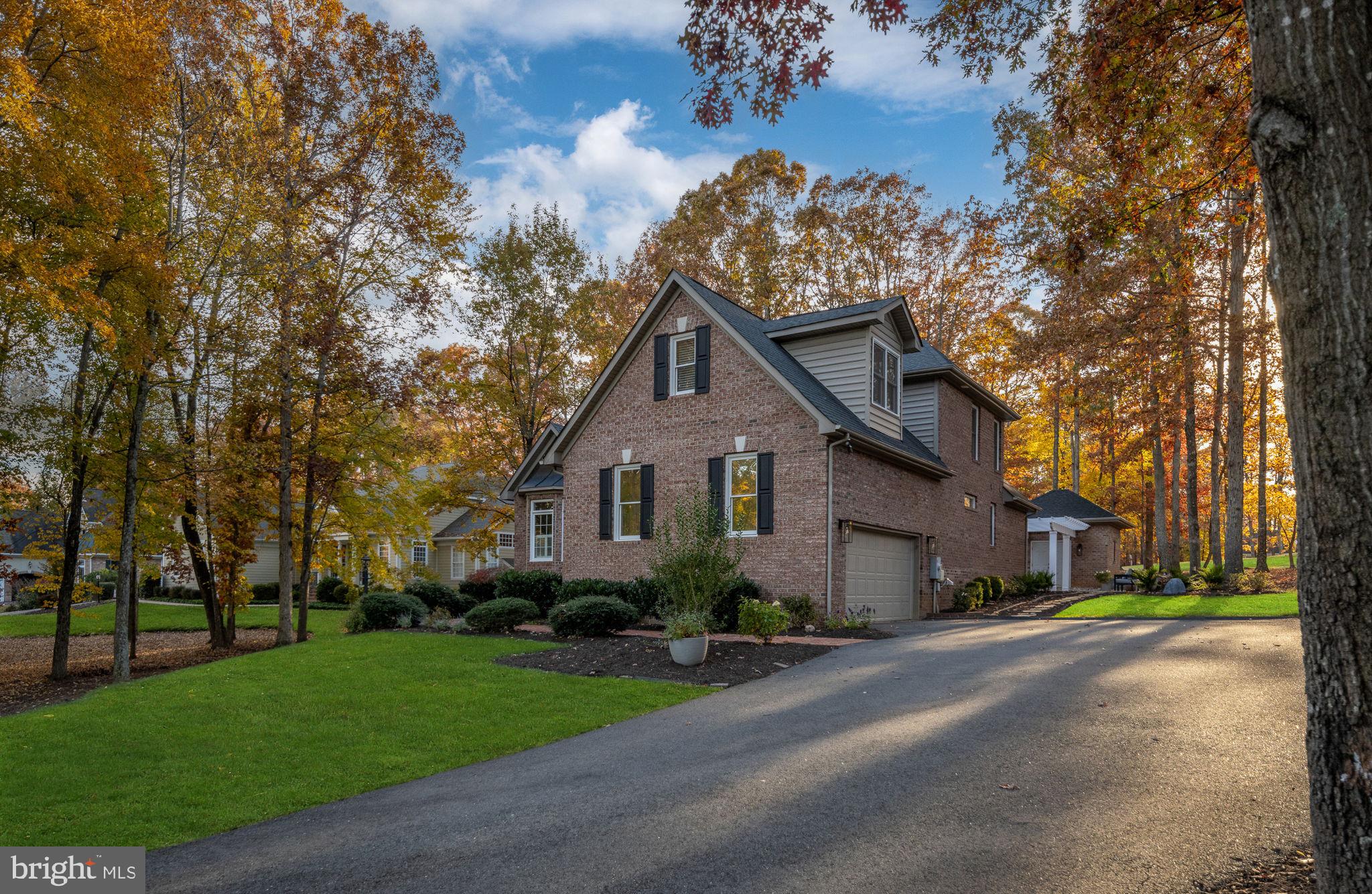 FAWN LAKE - Residential