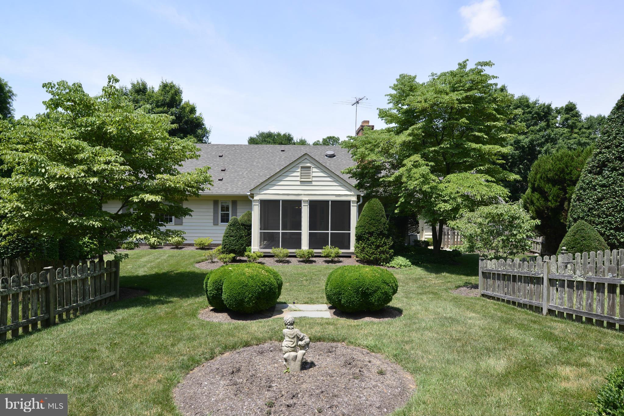 SPRING RIDGE - Residential