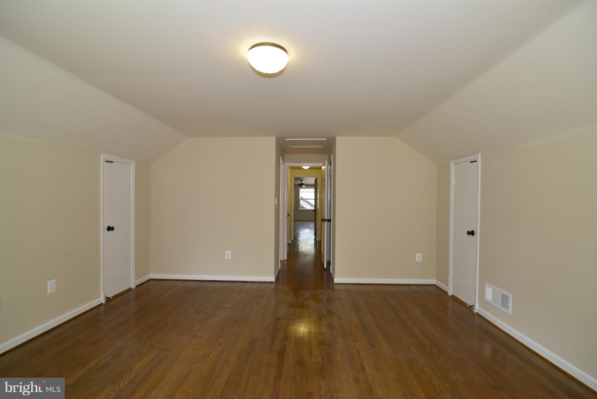 SPRING RIDGE - Residential