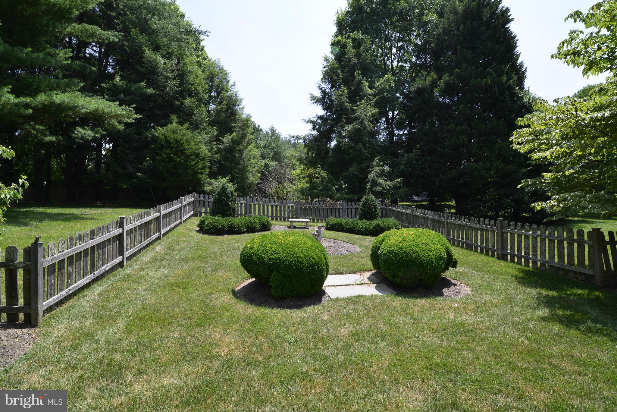 SPRING RIDGE - Residential