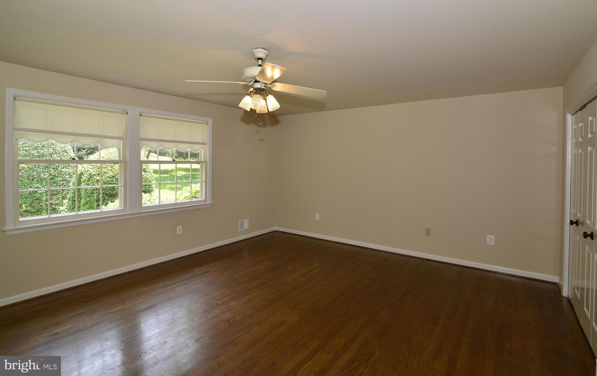 SPRING RIDGE - Residential