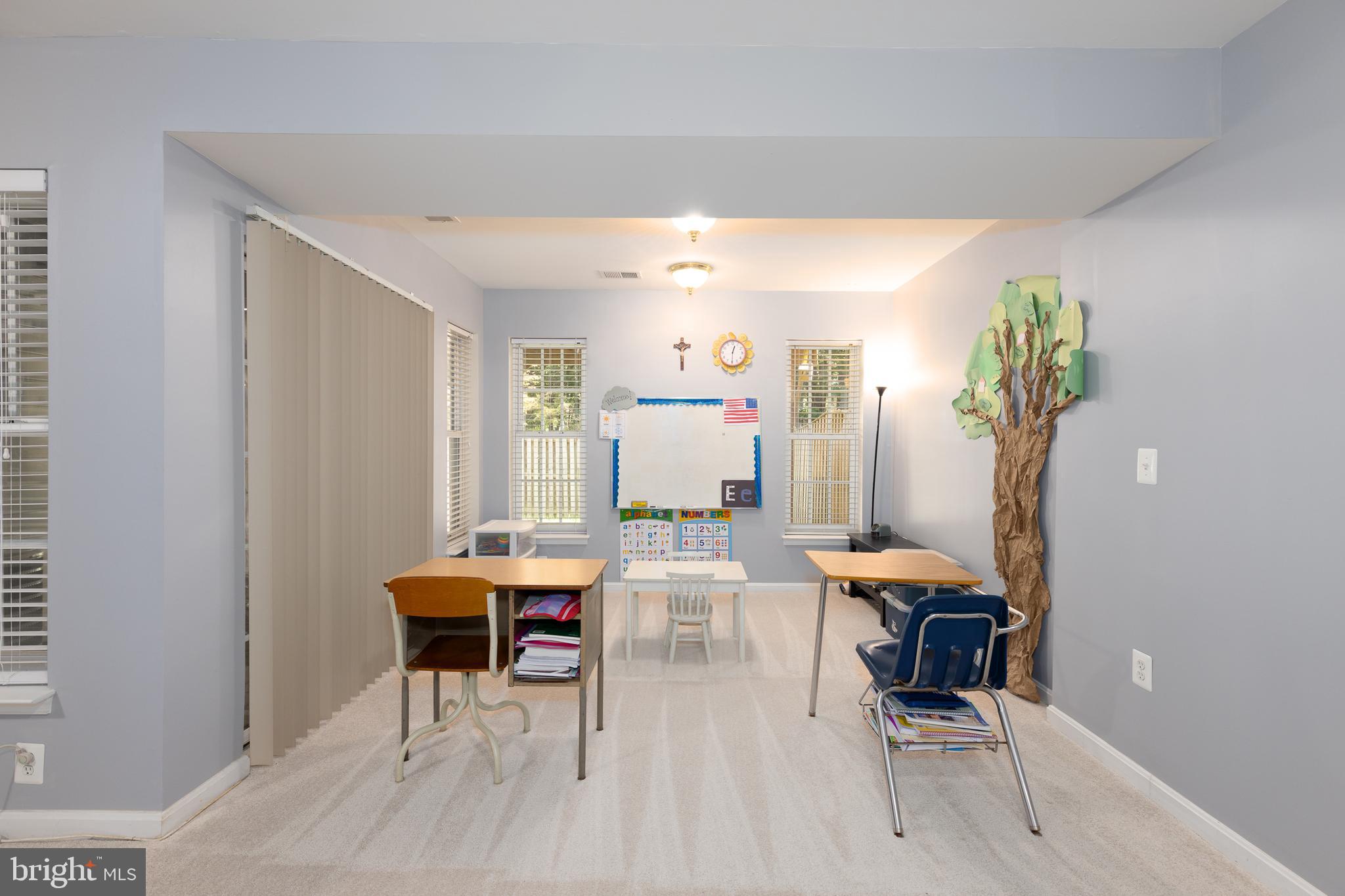 TOWNES AT COMPTON FARM - Residential