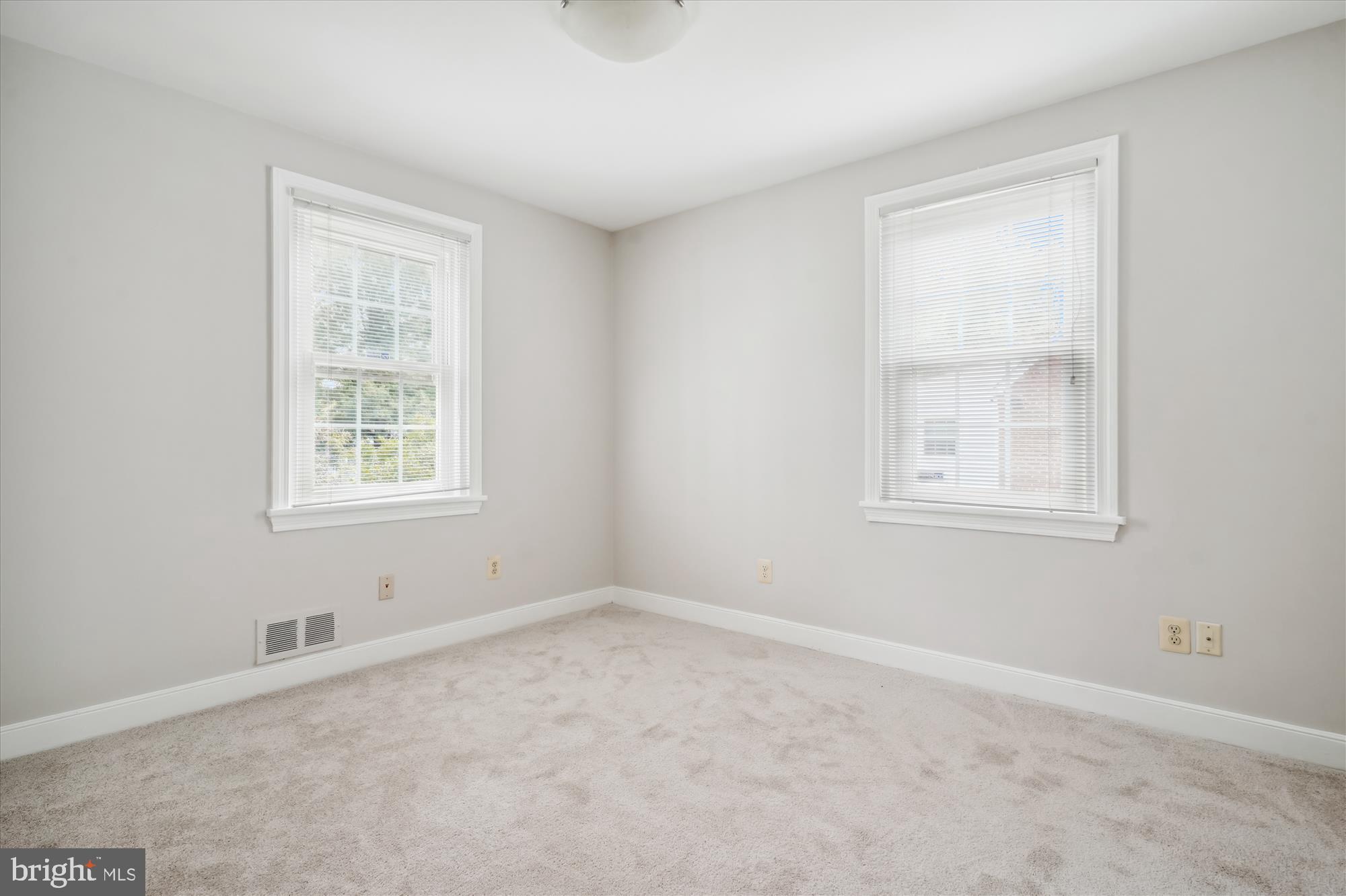 FENWICK PARK - Residential Lease