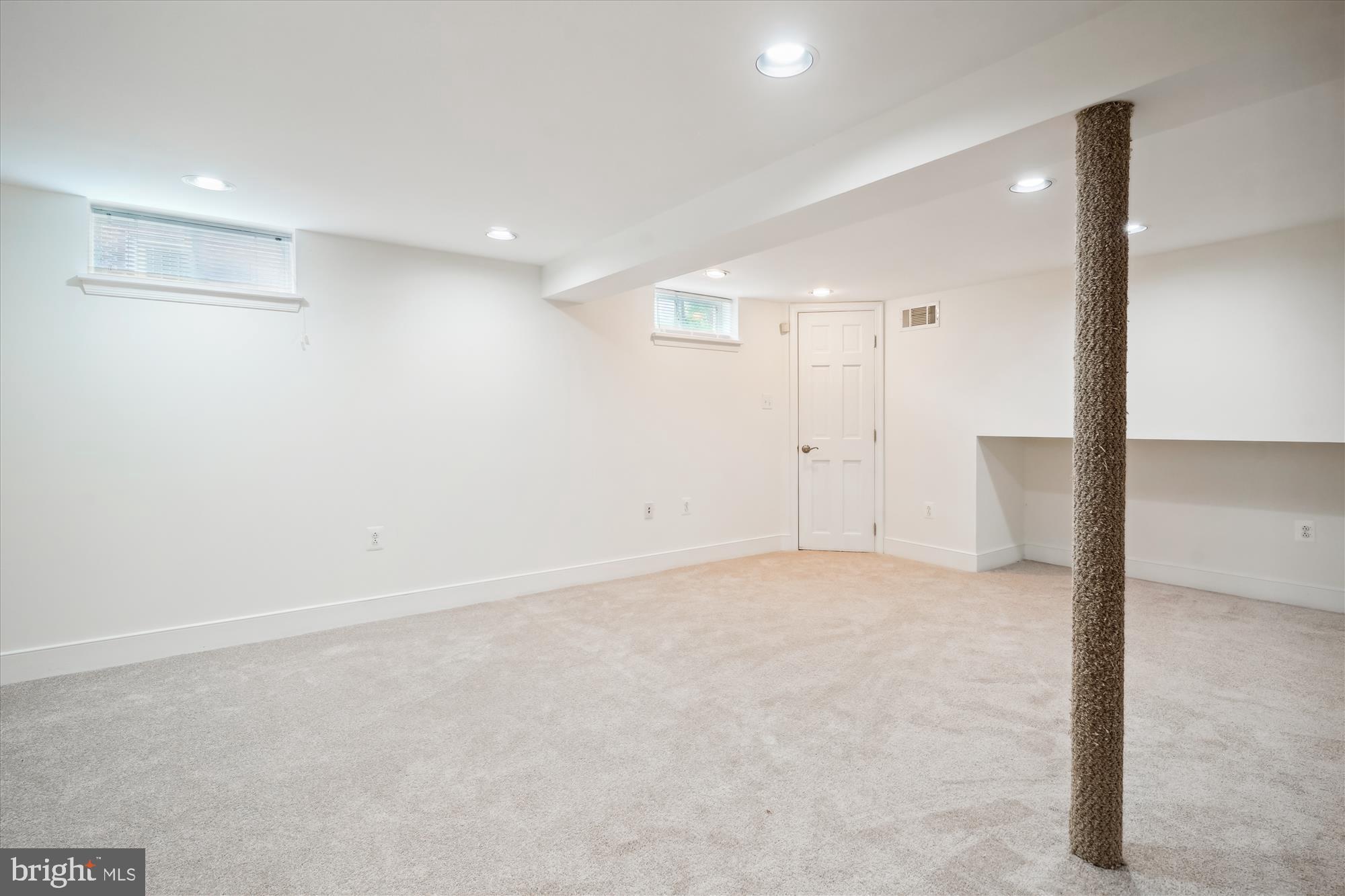 FENWICK PARK - Residential Lease