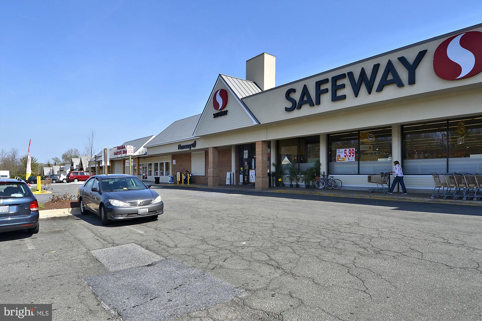 FENWICK PARK - Residential Lease