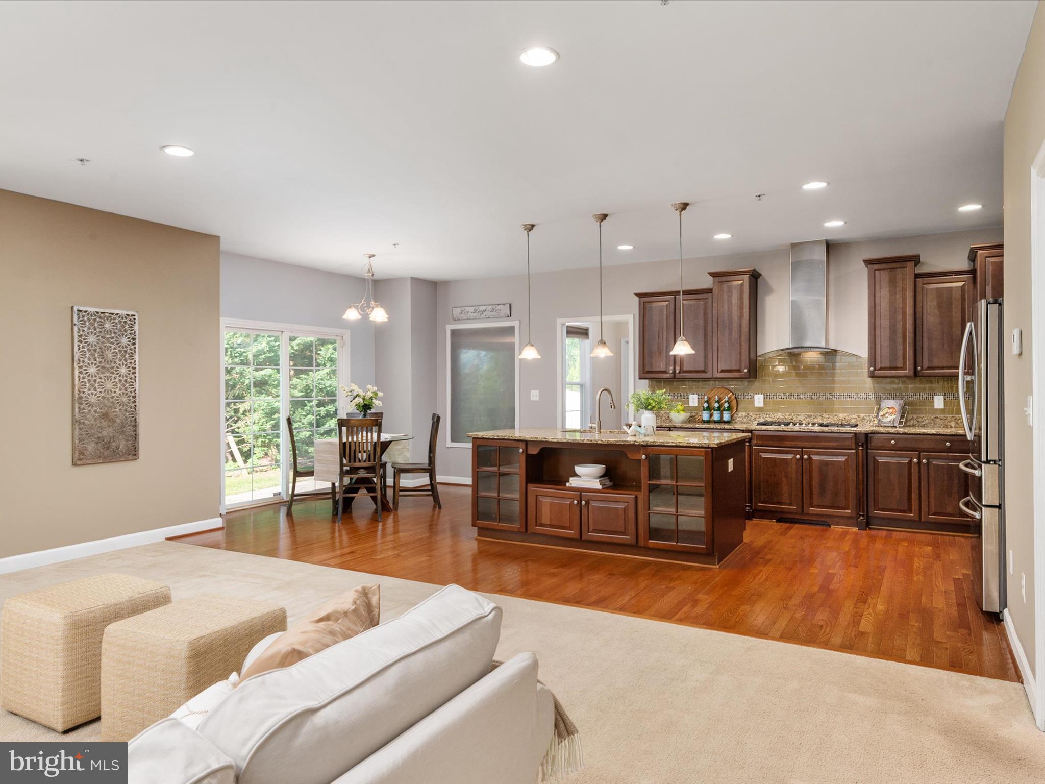 COLLEGE HEIGHTS WEST - Residential