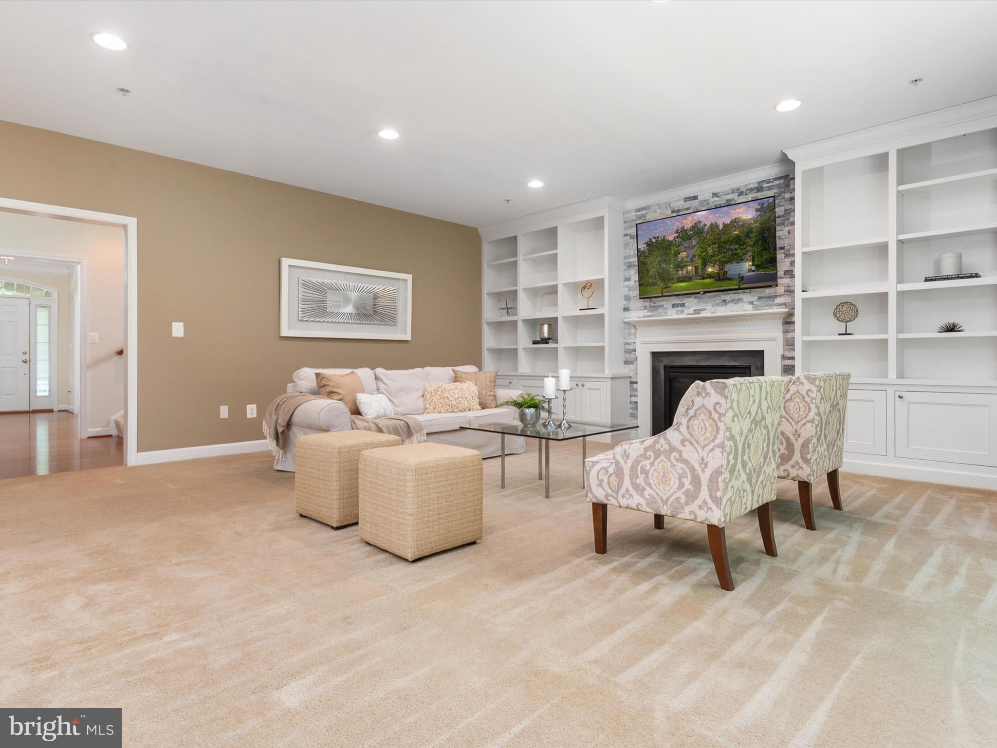 COLLEGE HEIGHTS WEST - Residential