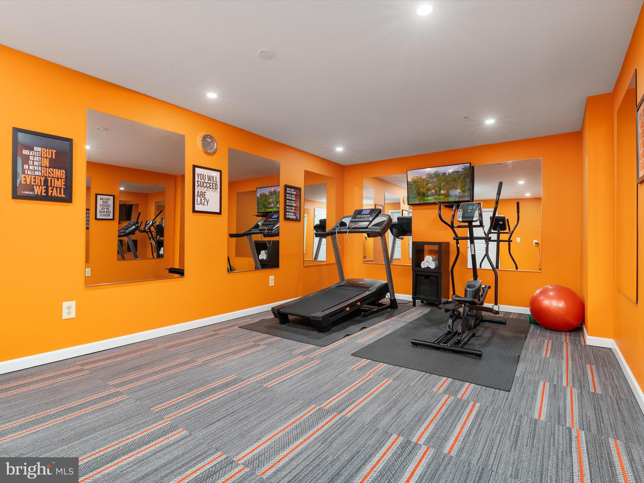 COLLEGE HEIGHTS WEST - Residential