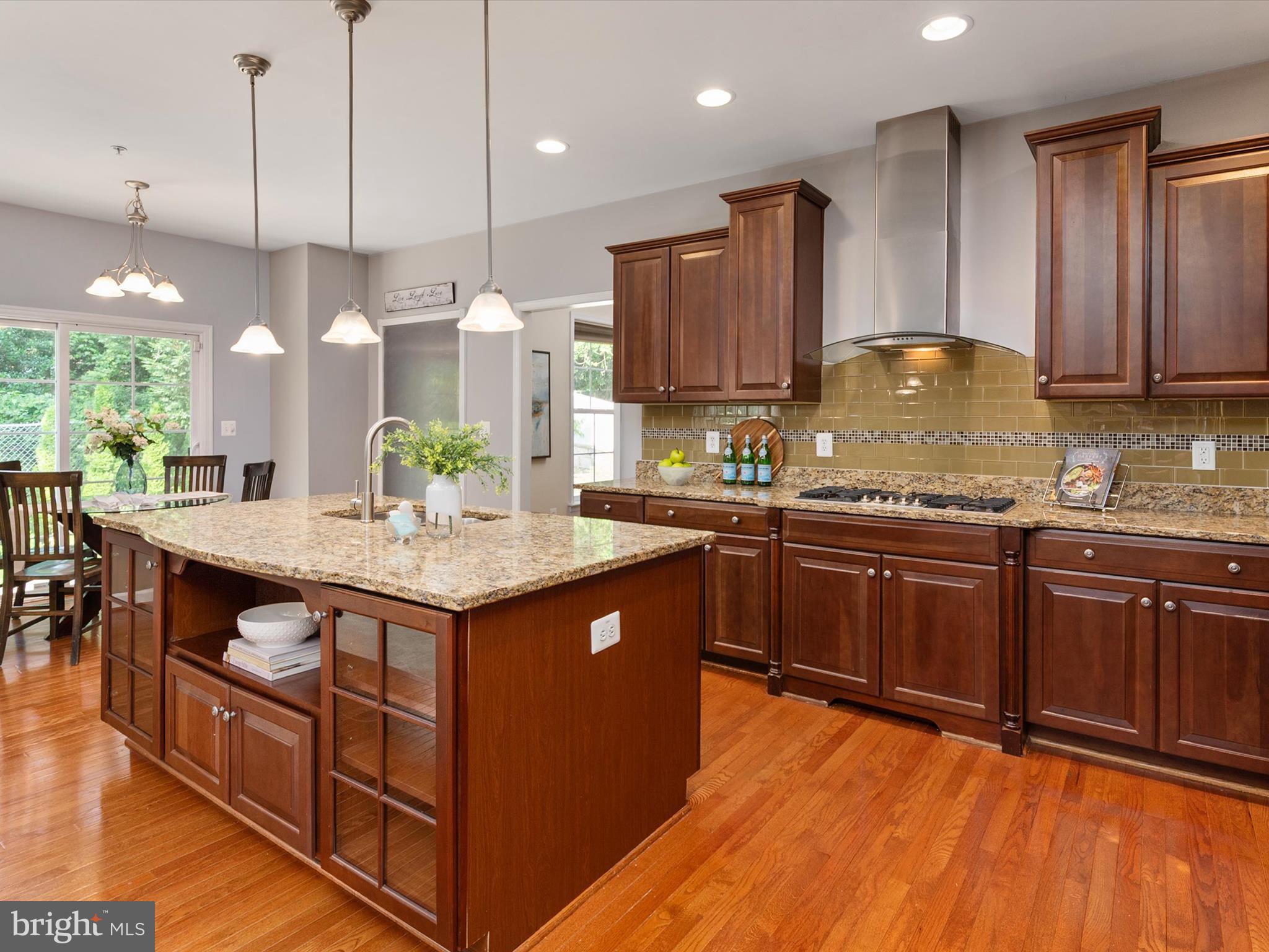 COLLEGE HEIGHTS WEST - Residential