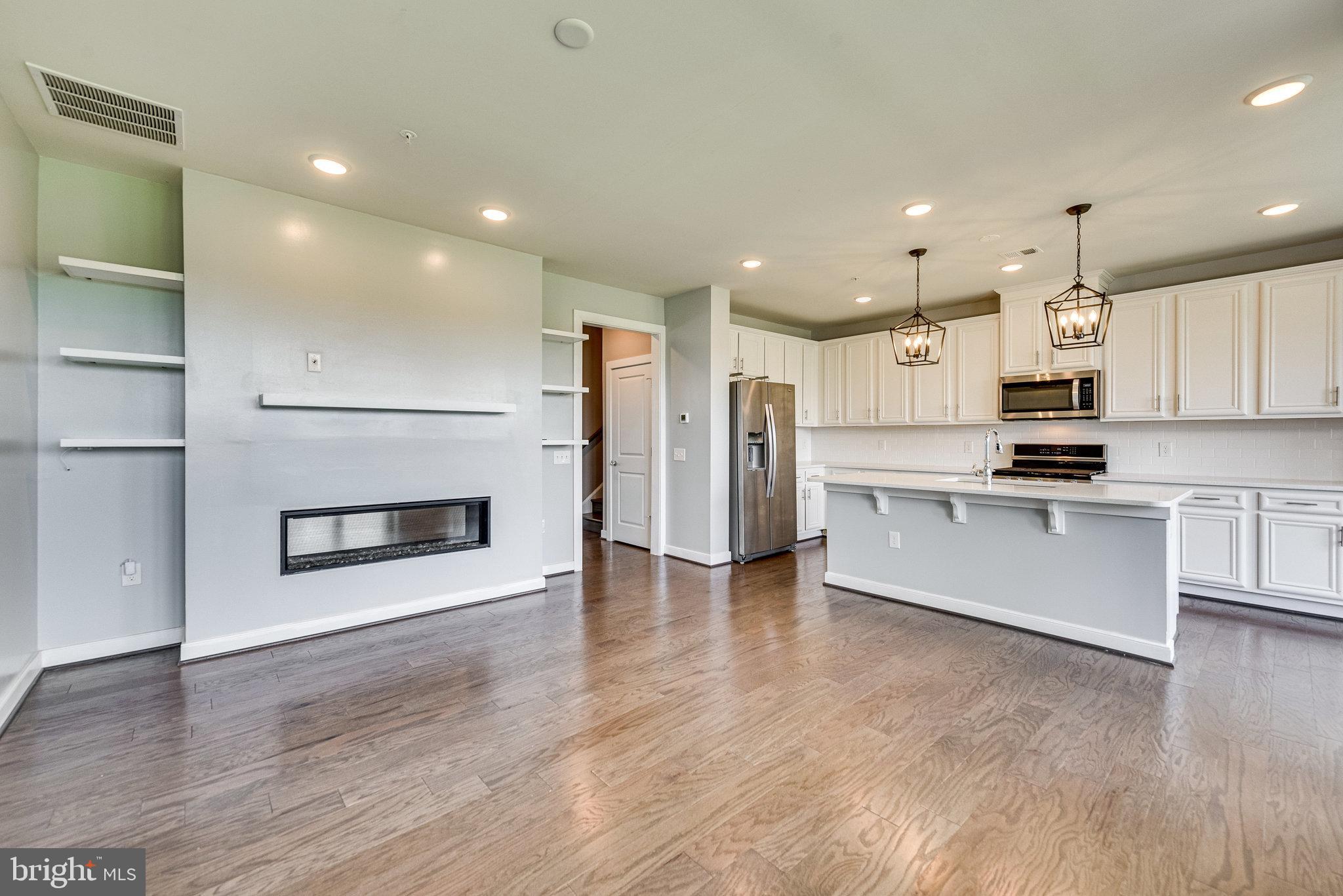 METROPARK AT ARROWBROOK - Residential