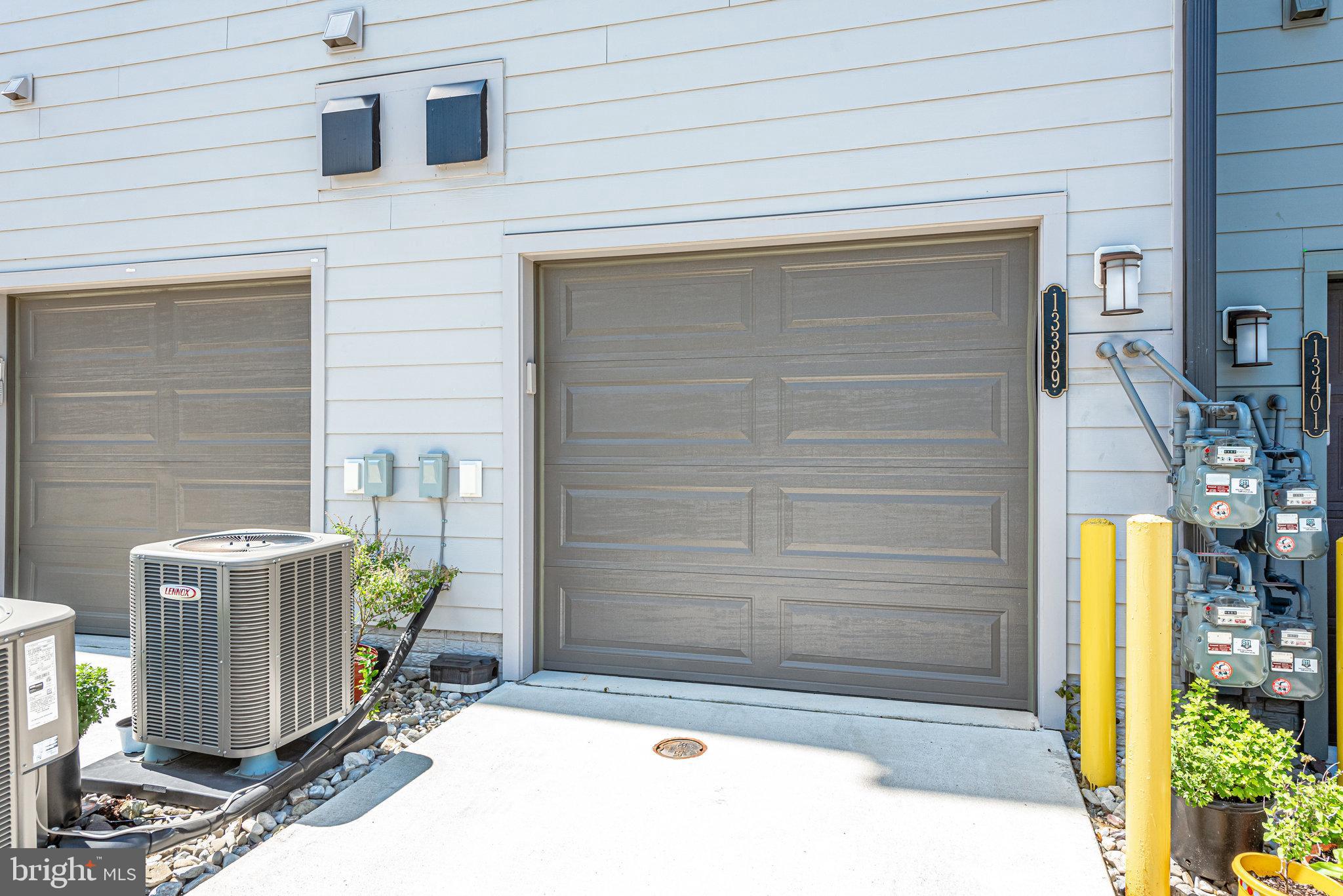 METROPARK AT ARROWBROOK - Residential