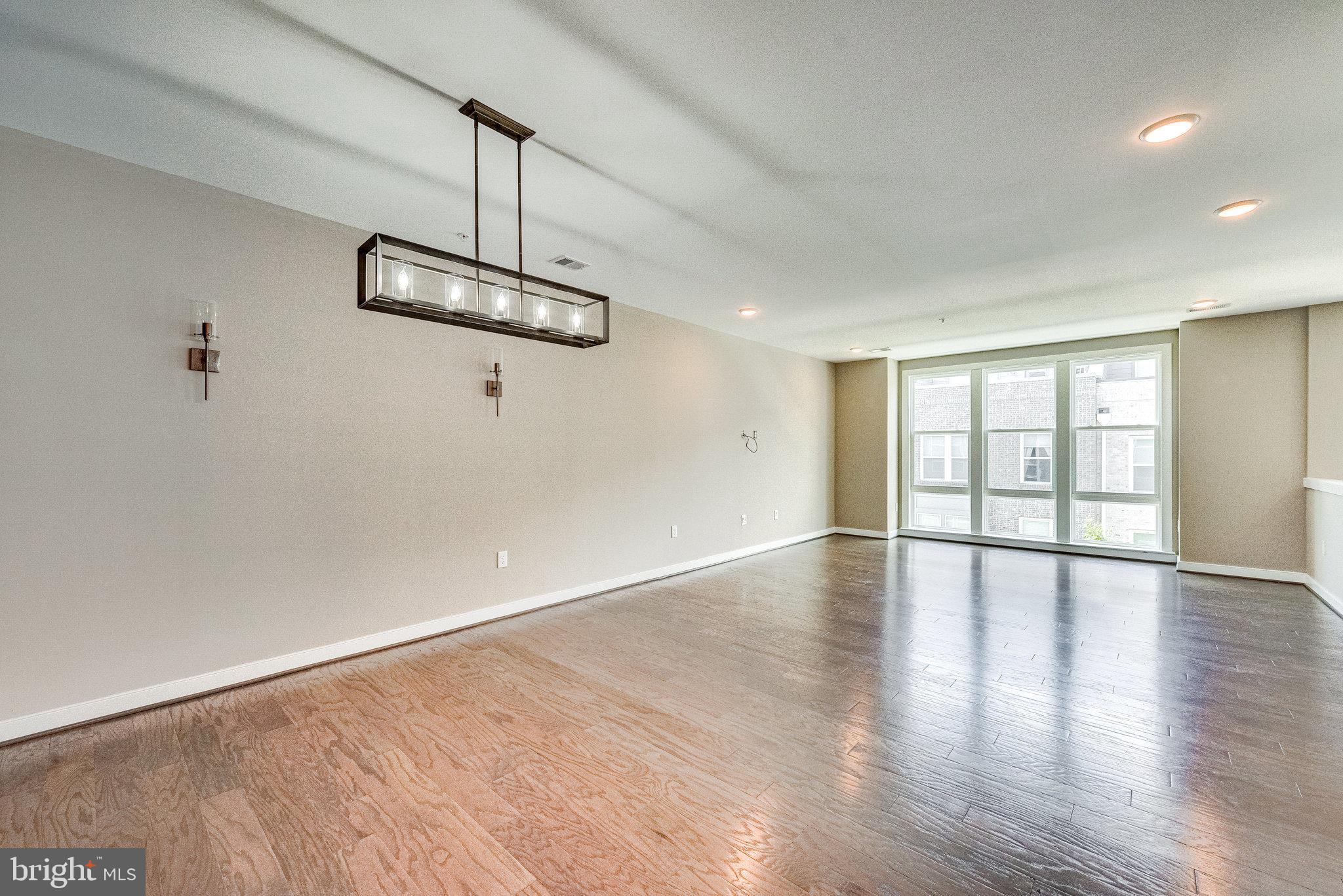 METROPARK AT ARROWBROOK - Residential