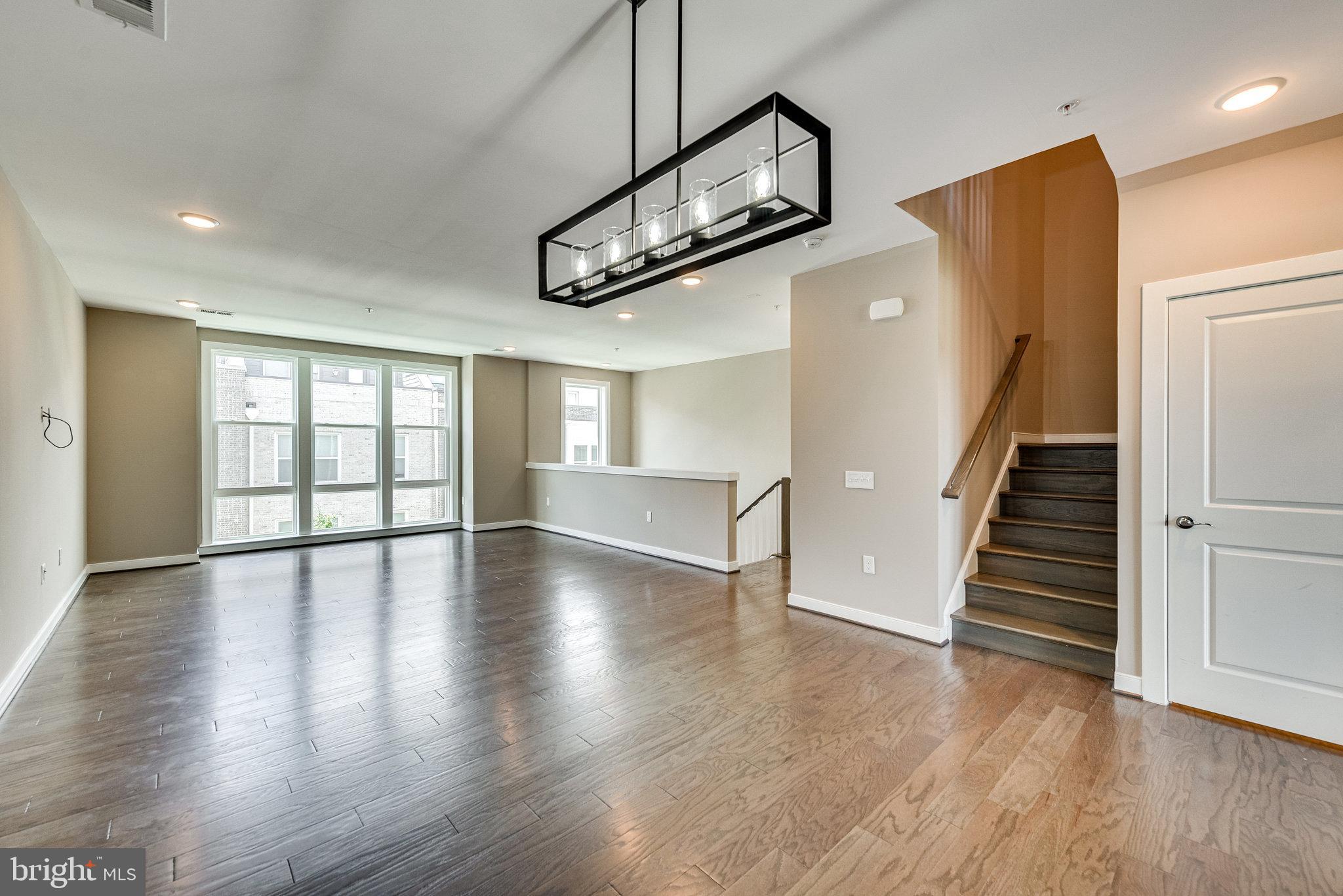 METROPARK AT ARROWBROOK - Residential