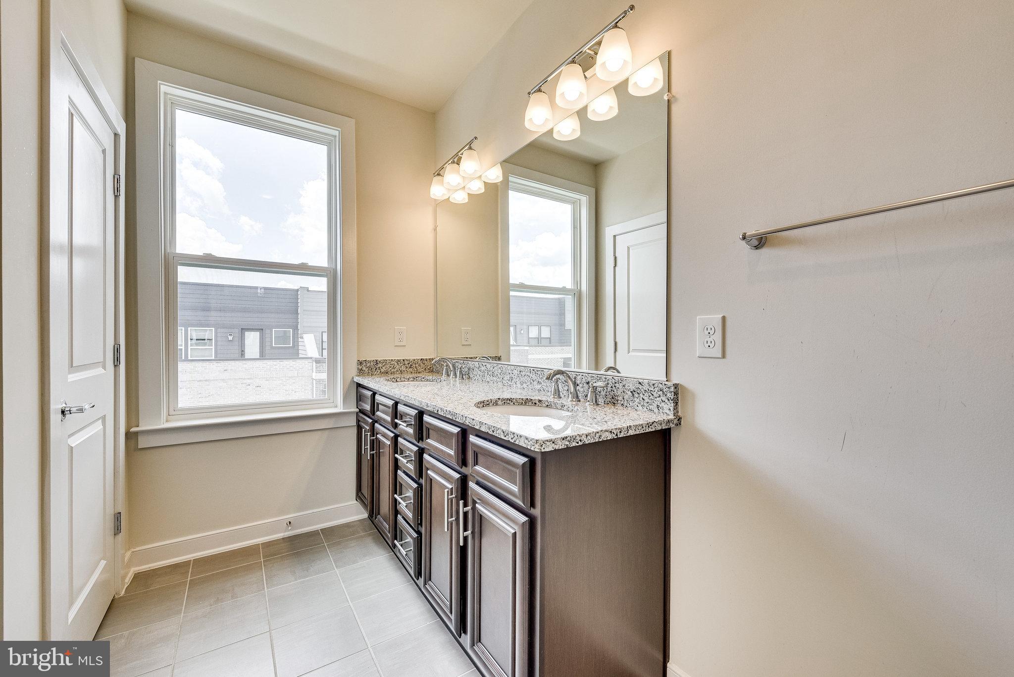 METROPARK AT ARROWBROOK - Residential