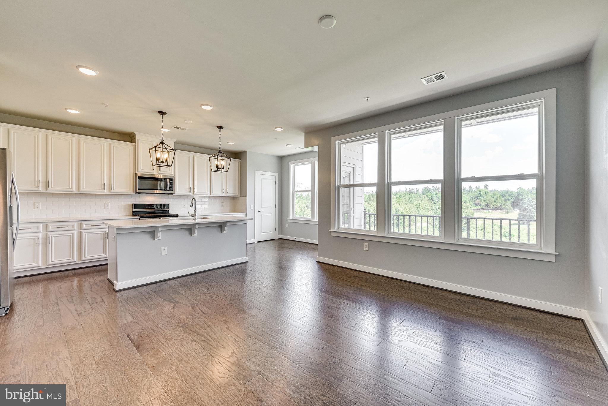 METROPARK AT ARROWBROOK - Residential