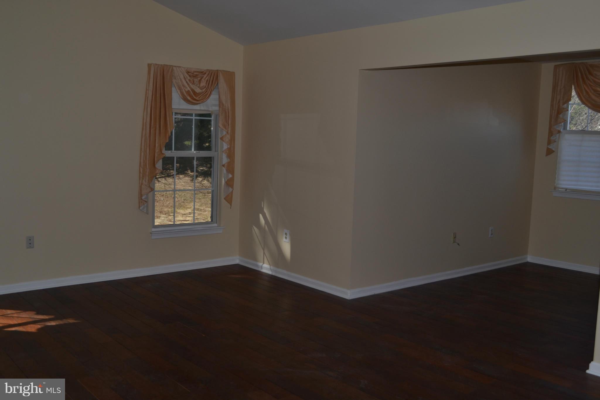 TANTALLON ON THE POTOMAC - Residential