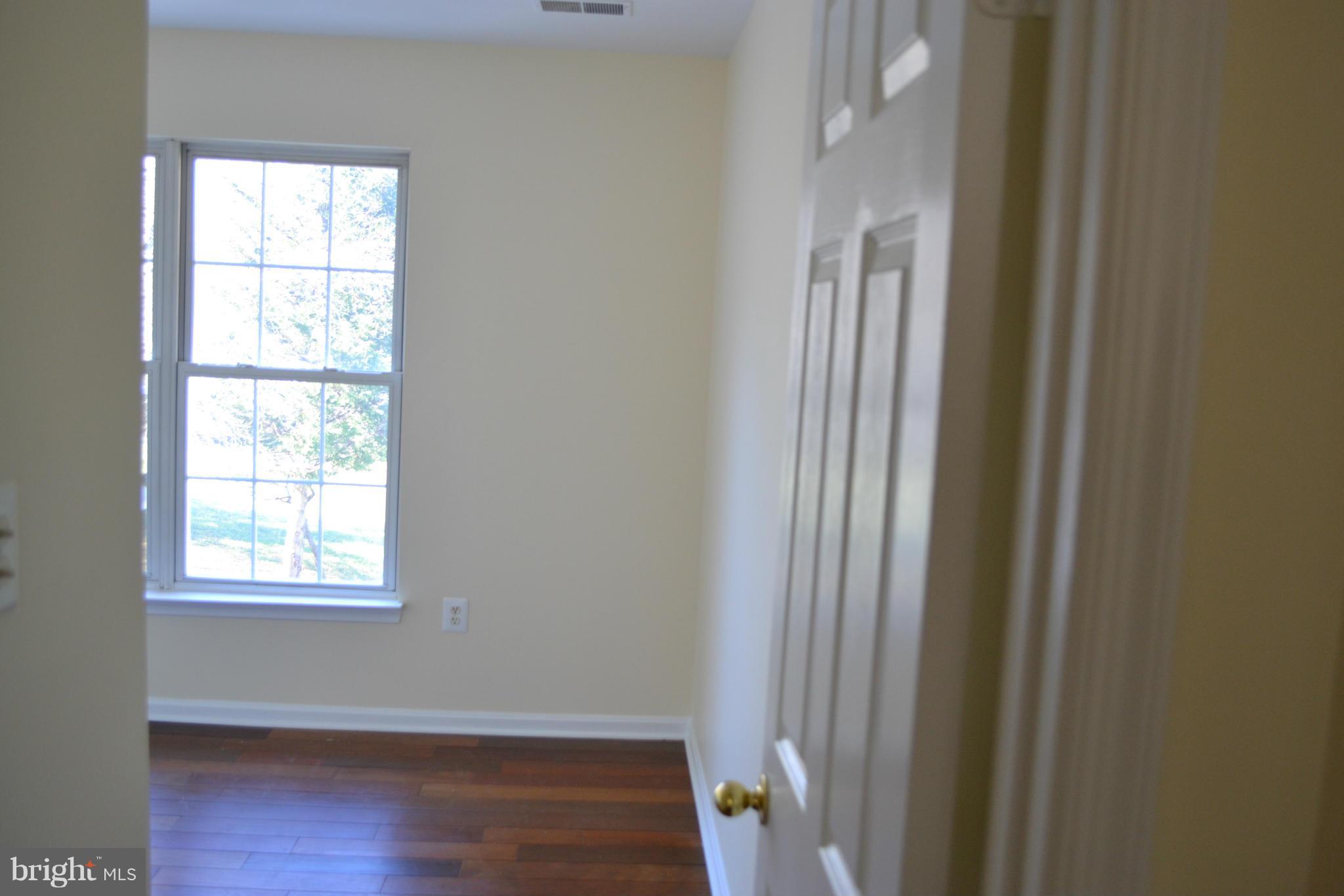 TANTALLON ON THE POTOMAC - Residential