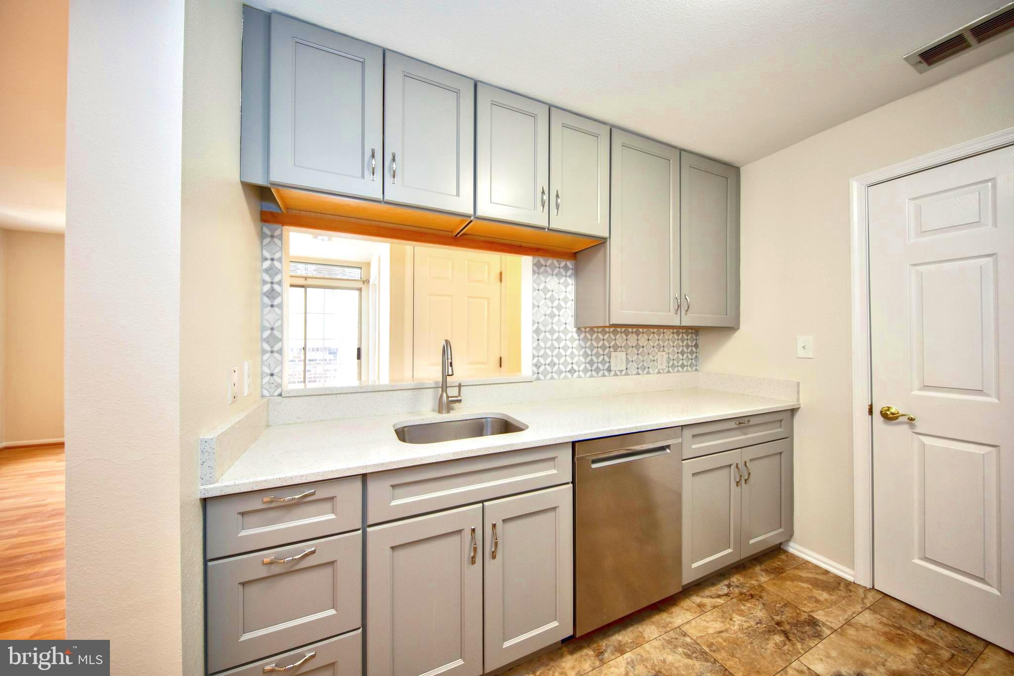 ENGLISH COUNTRY MANOR - Residential