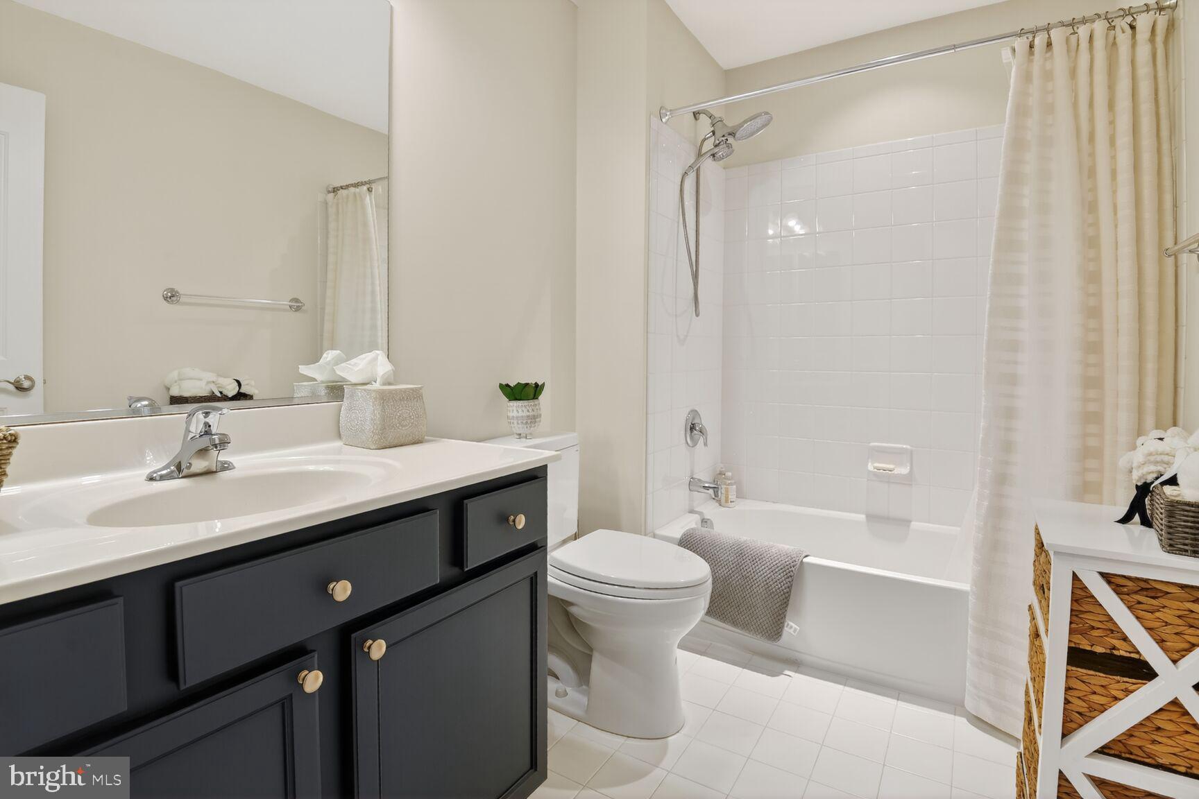 LORFAX HEIGHTS - Residential