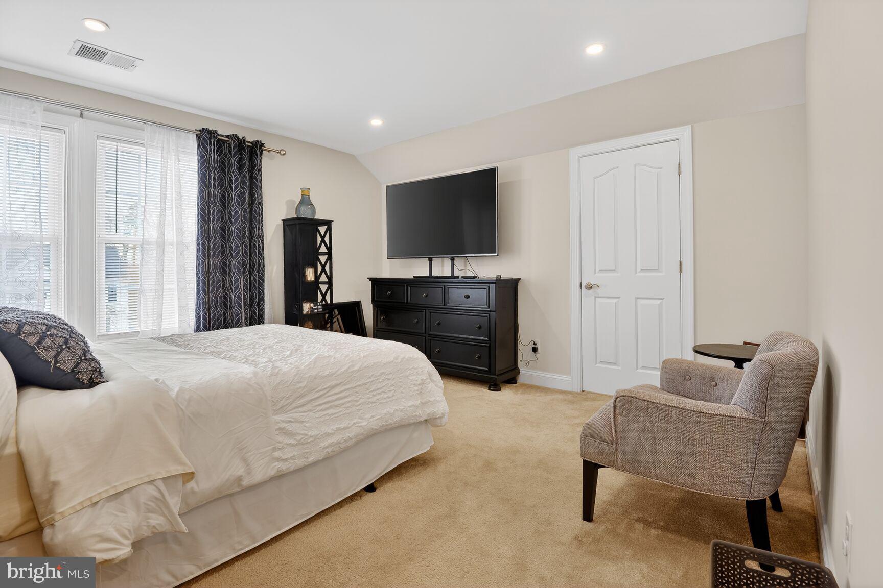 LORFAX HEIGHTS - Residential