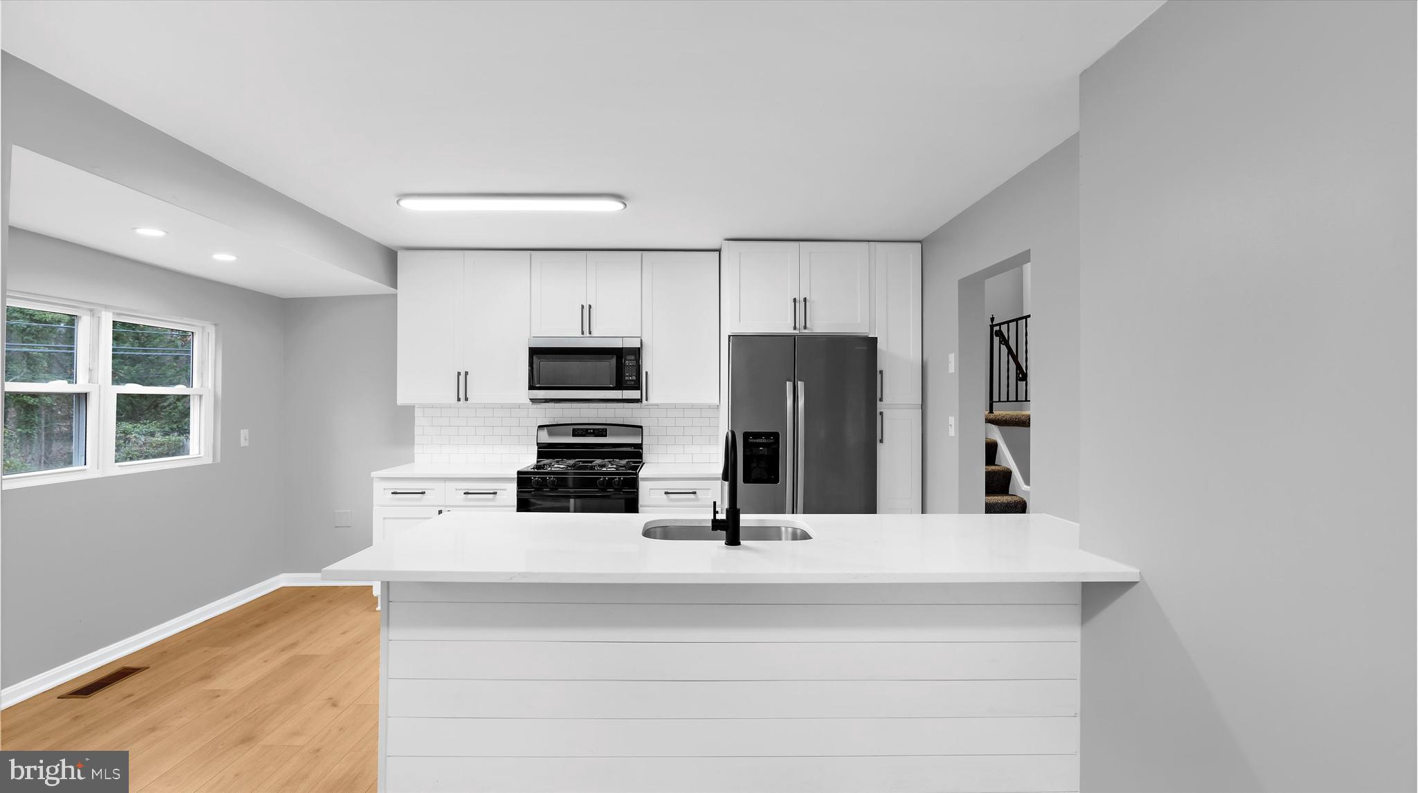 RIPPLING ESTATES - Residential Lease