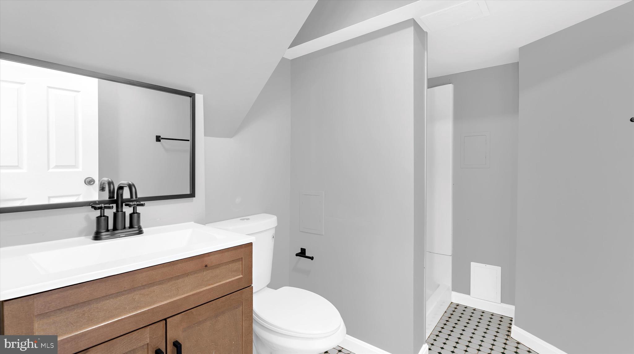 RIPPLING ESTATES - Residential Lease