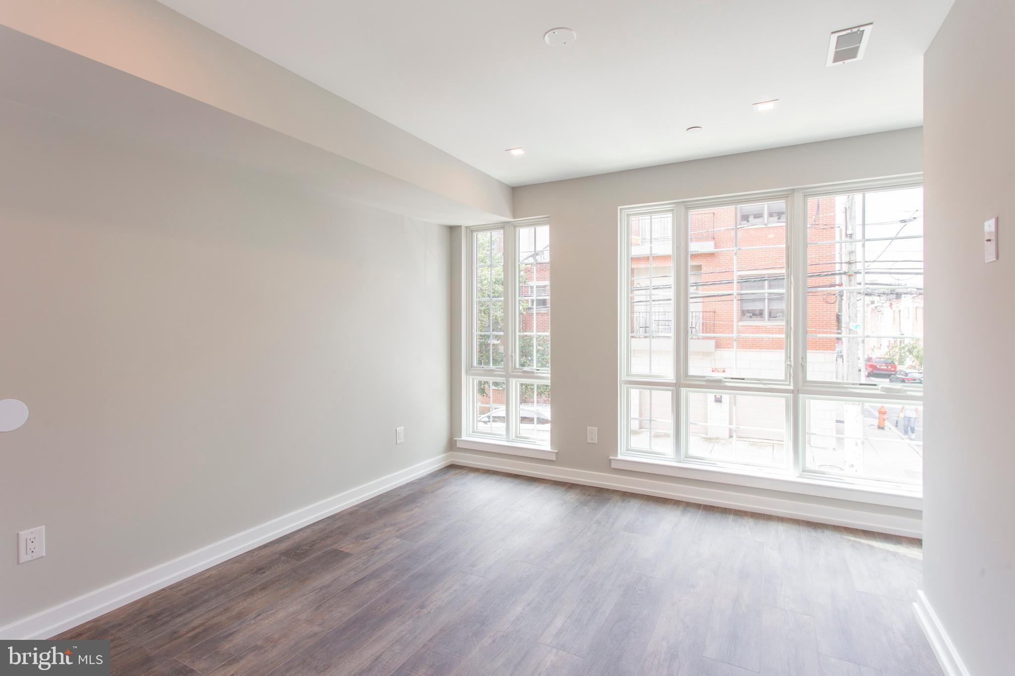 GRADUATE HOSPITAL - Residential Lease