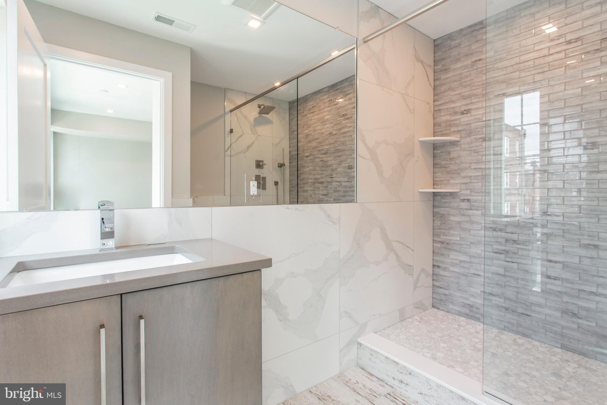 GRADUATE HOSPITAL - Residential Lease