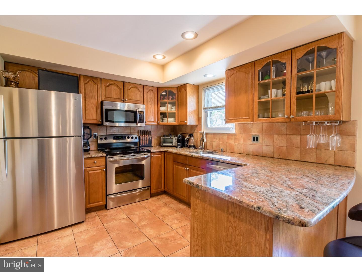 WOODLYN CROSSING - Residential