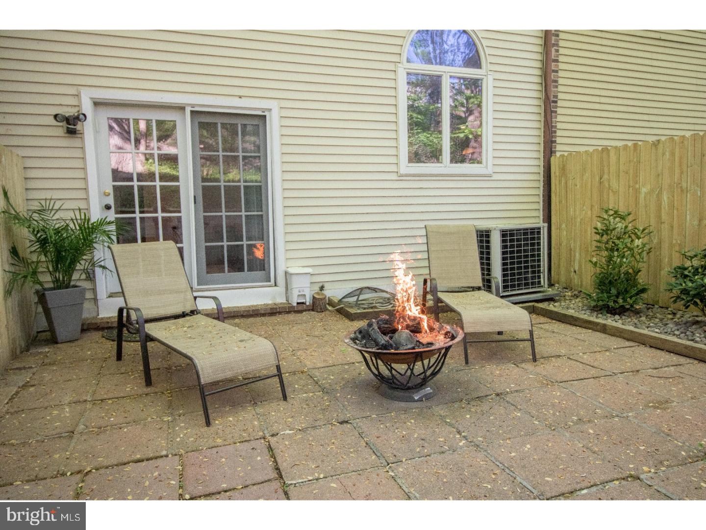 WOODLYN CROSSING - Residential