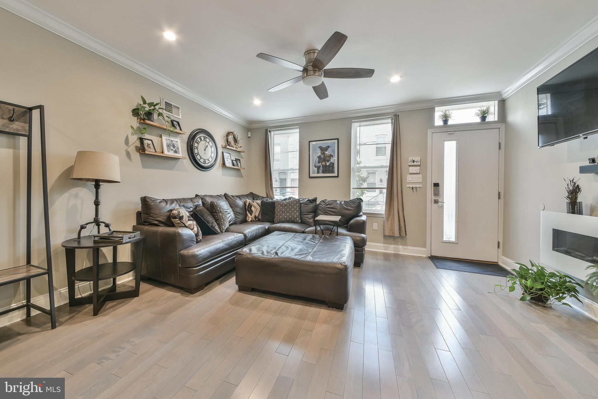 POINT BREEZE - Residential
