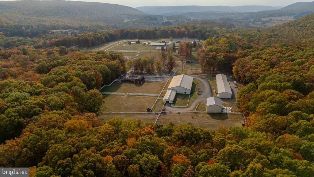 Photo of 0 Rock Crest, HAZLETON, PA 18202 (MLS # PALU2002740)