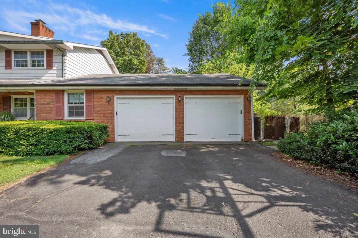 2702 W LIBERTY STREET 2710