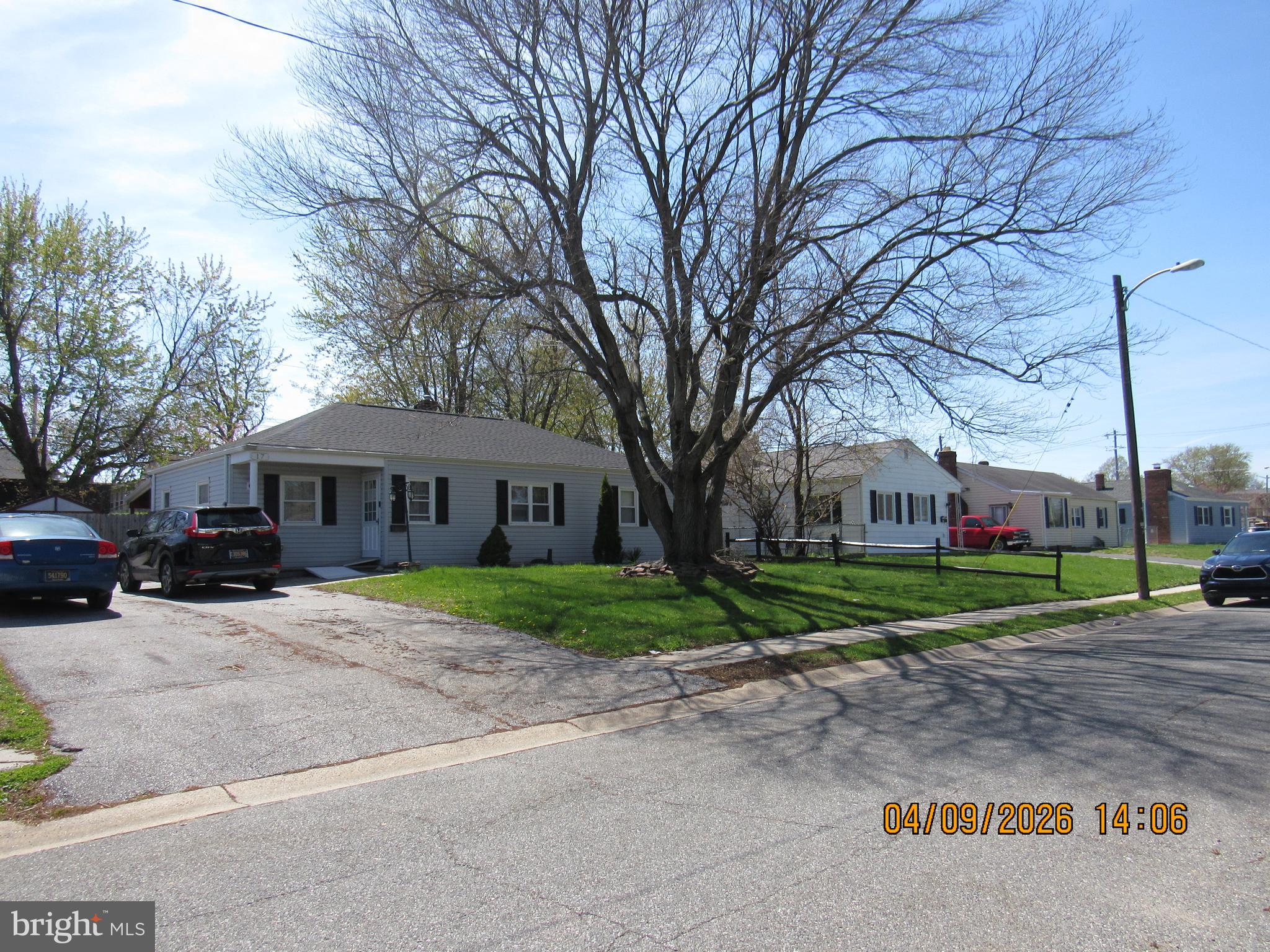 MANOR PARK - Residential