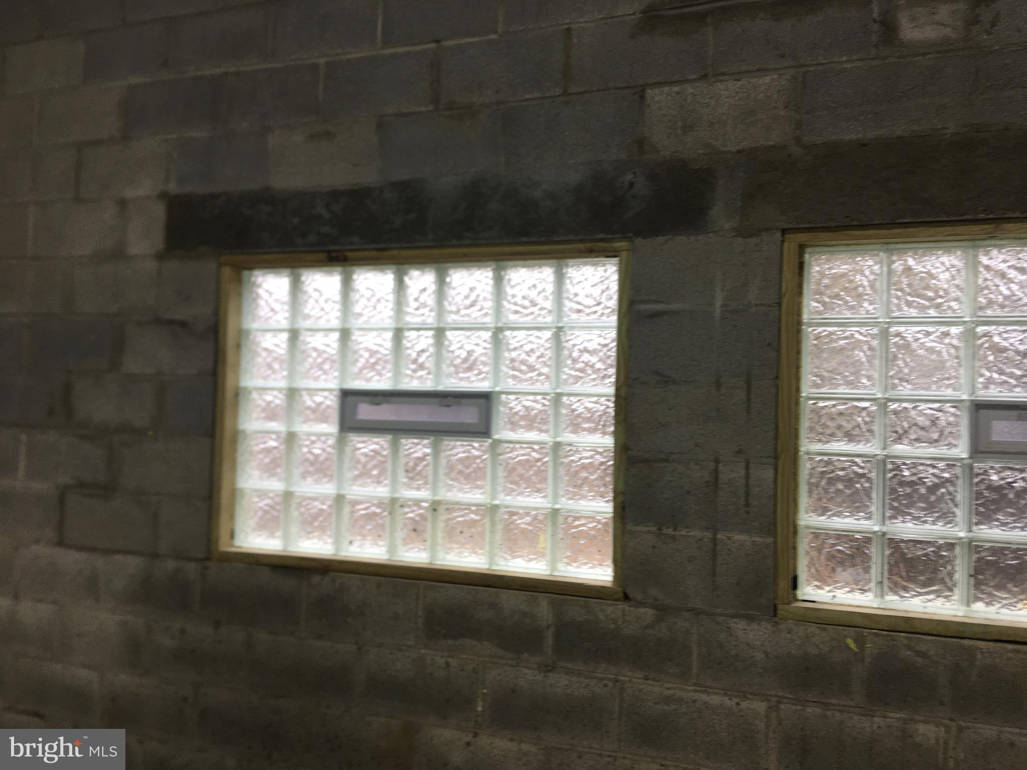 EAST MT AIRY - Commercial Lease