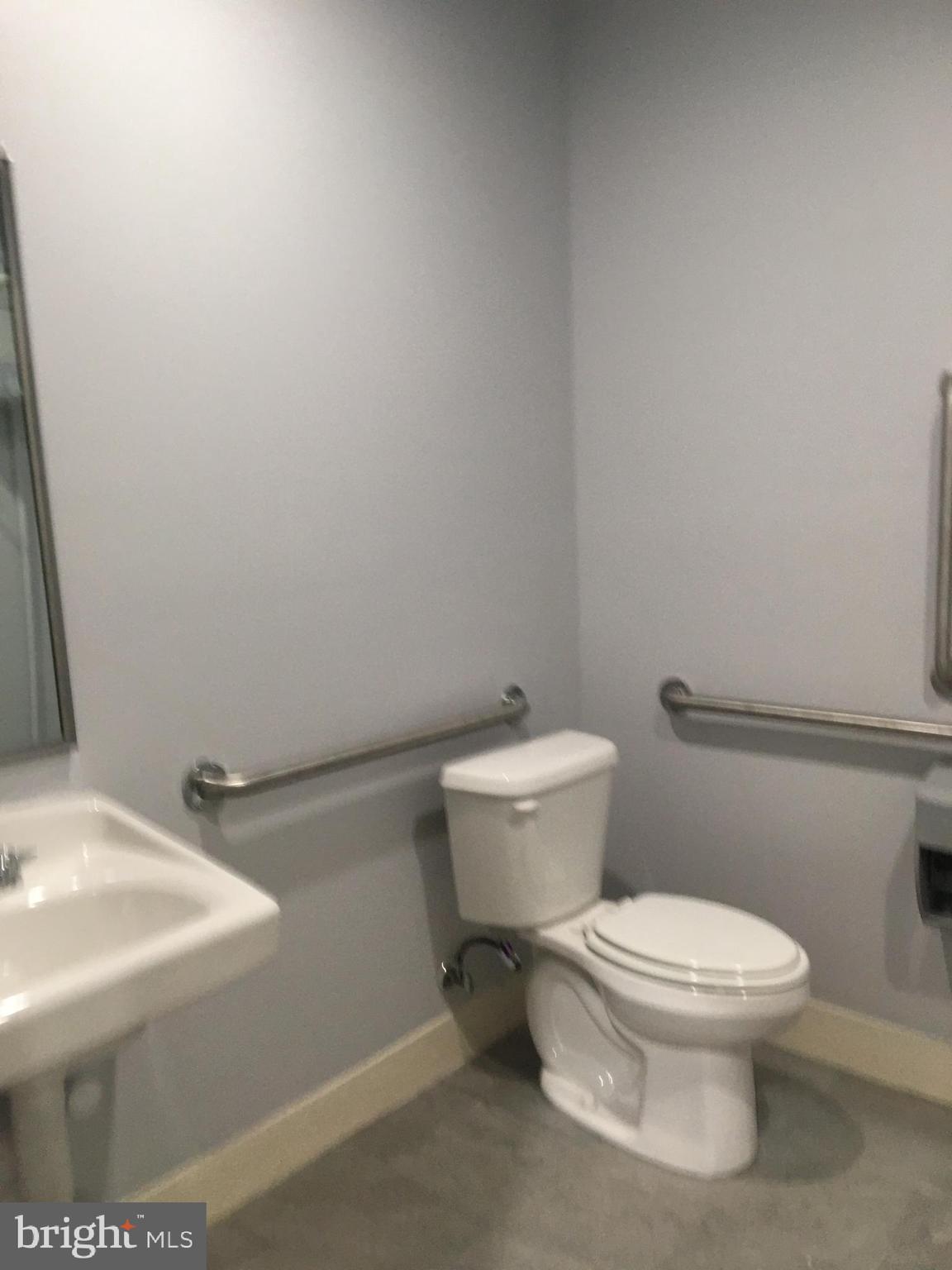 EAST MT AIRY - Commercial Lease