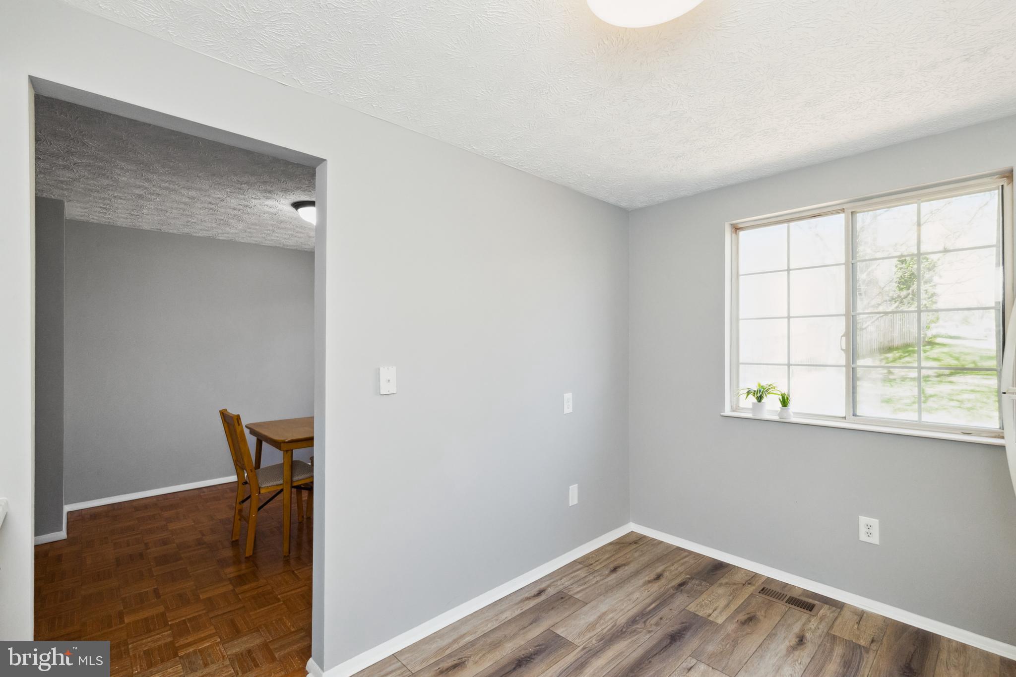 LITTLE ROCKY RUN - Residential Lease