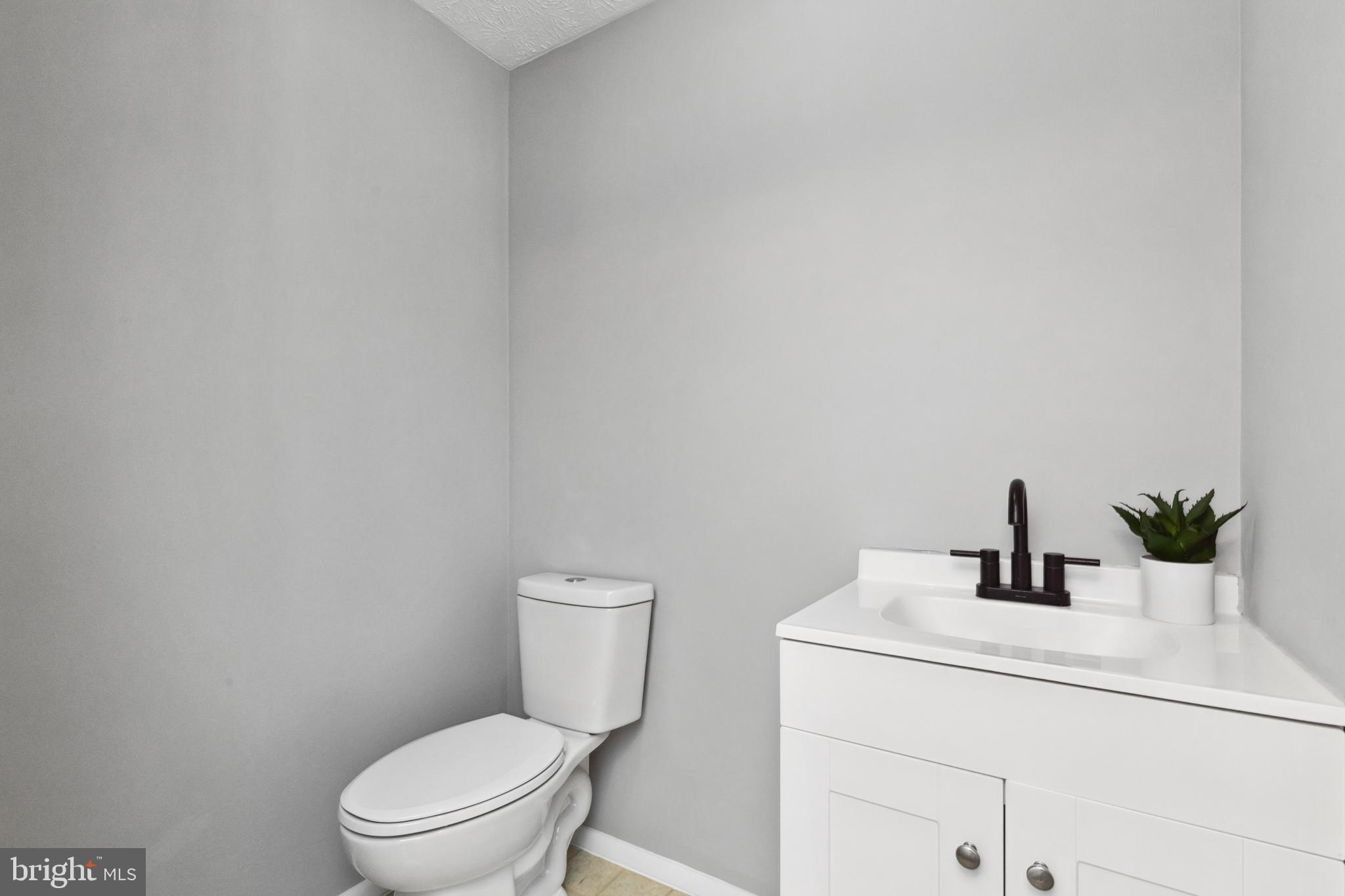 LITTLE ROCKY RUN - Residential Lease